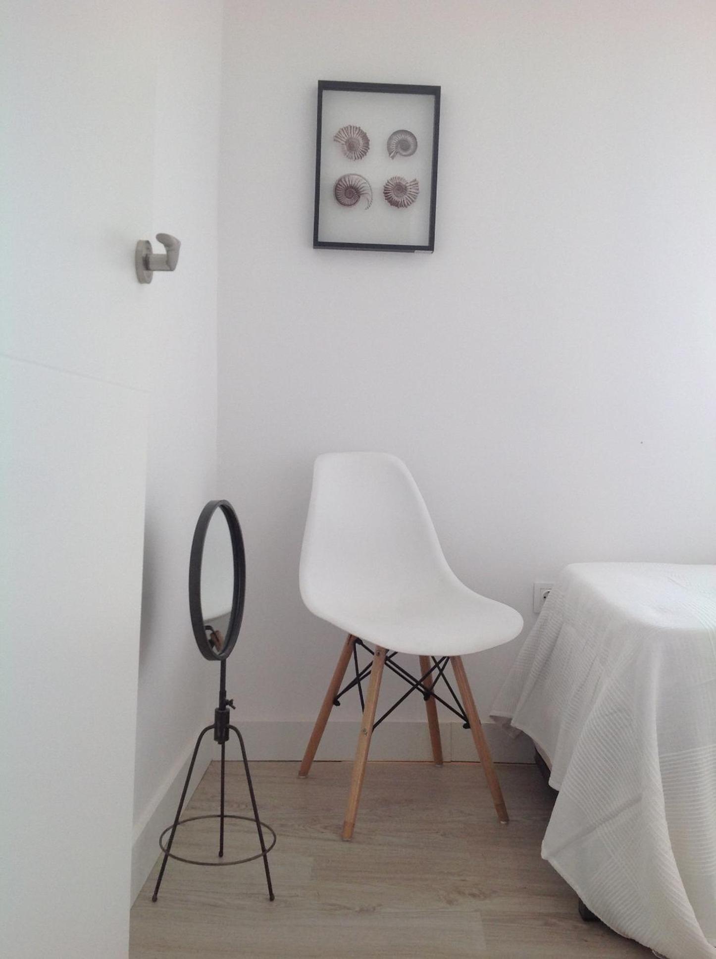 Three-Bedroom Apartment - Photo 16
