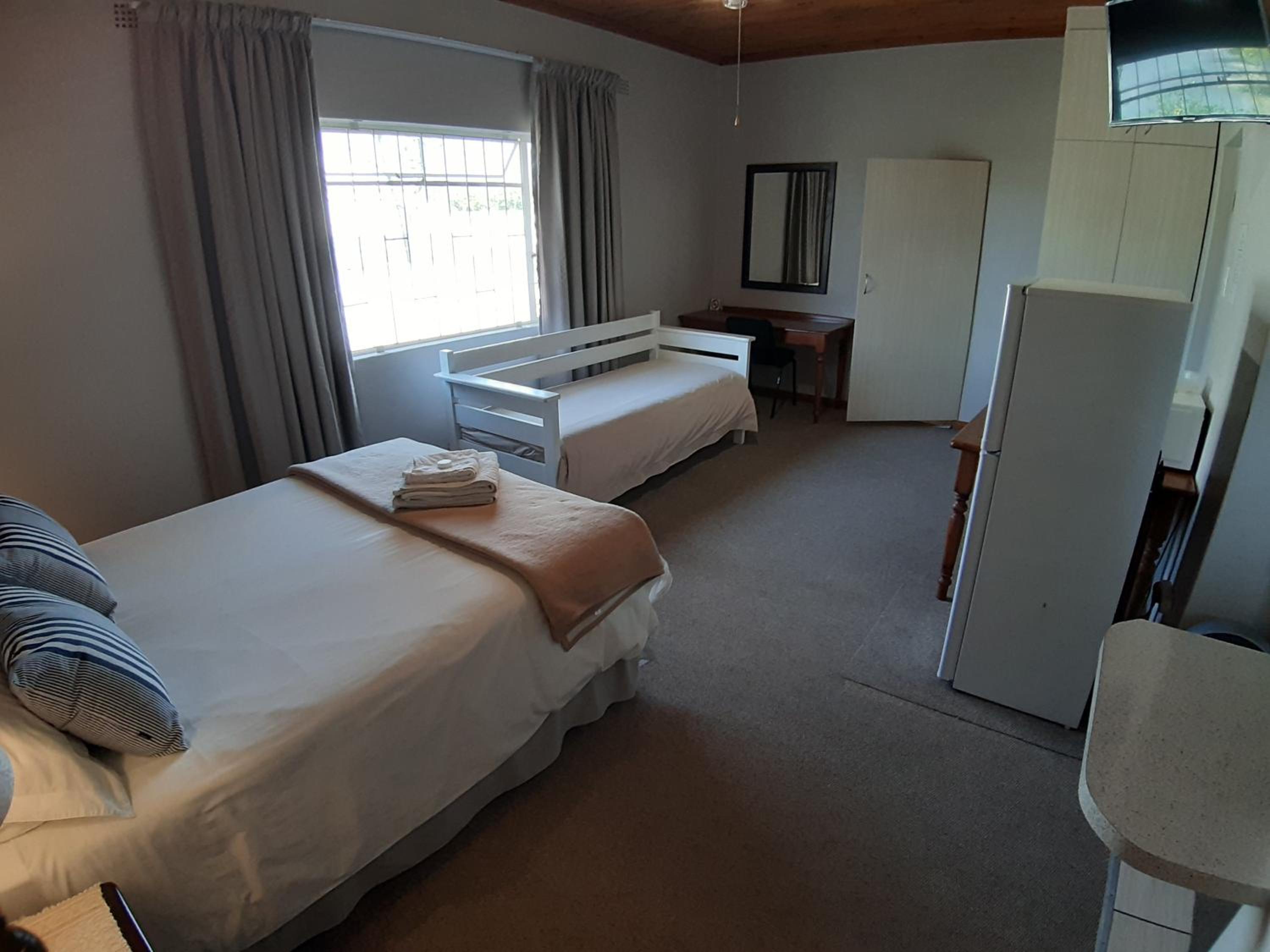 Double or Twin Room photo 3