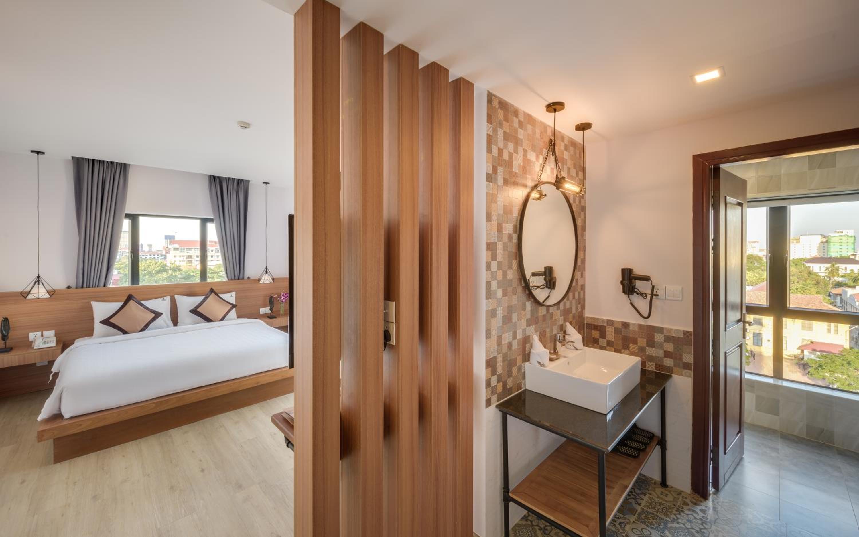 Deluxe Junior Suite photo 1