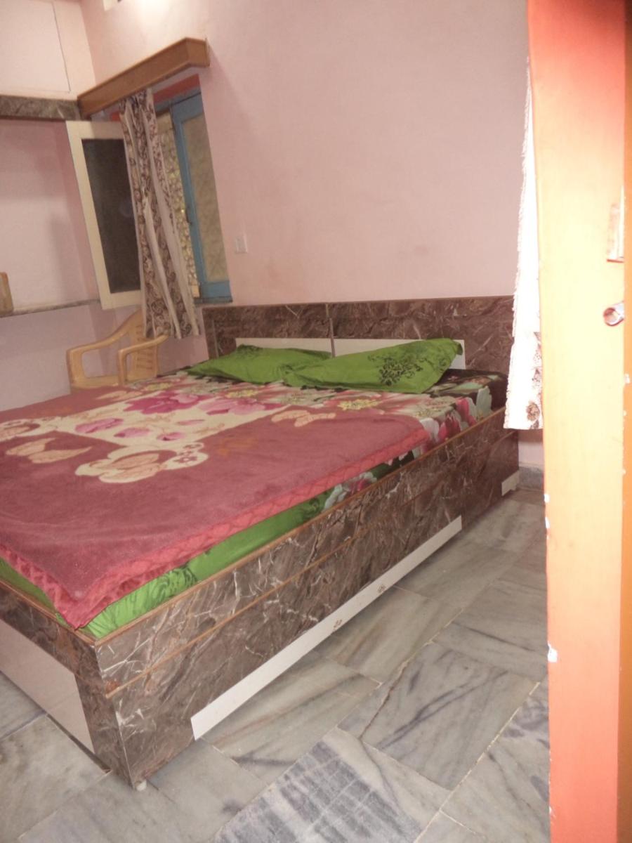 Budget Double Room photo 2