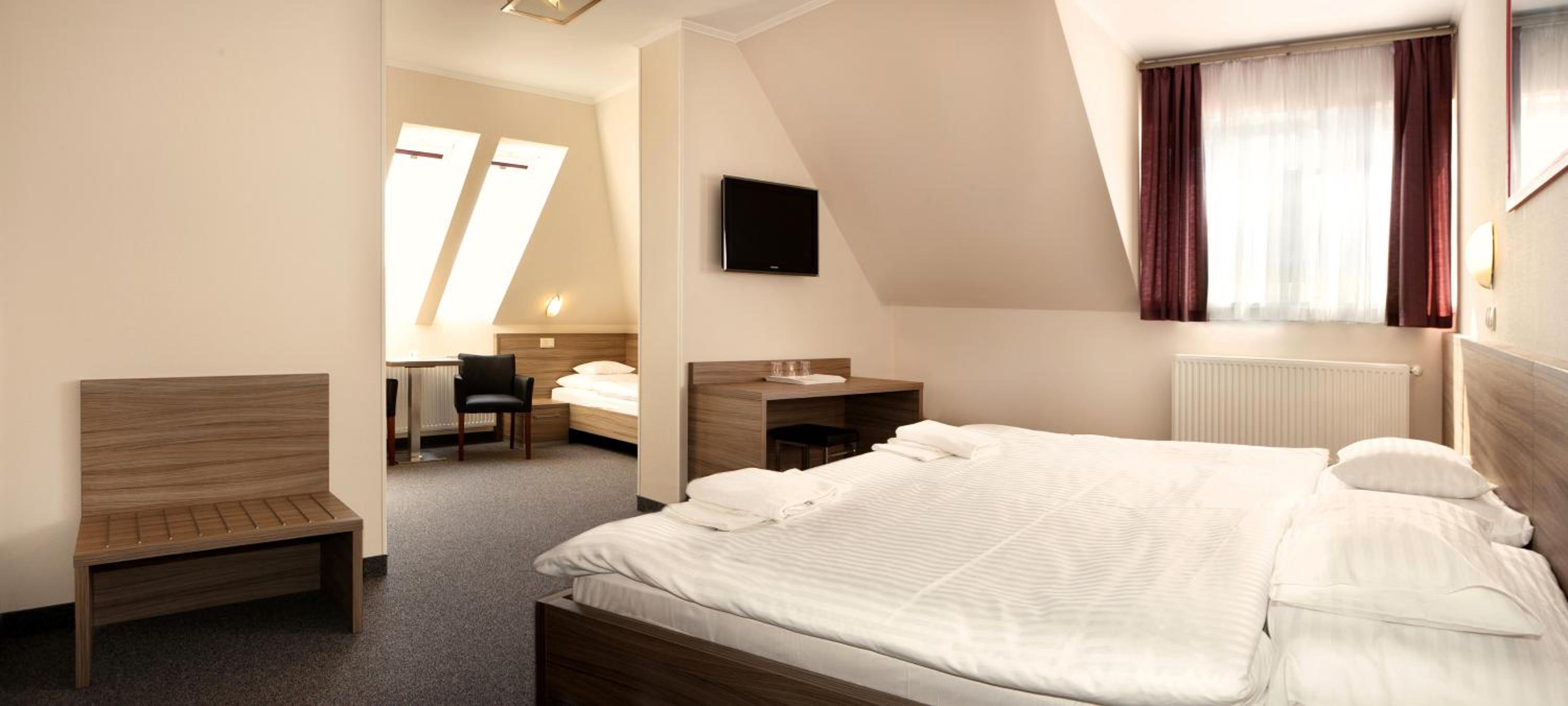 Triple Room photo 2