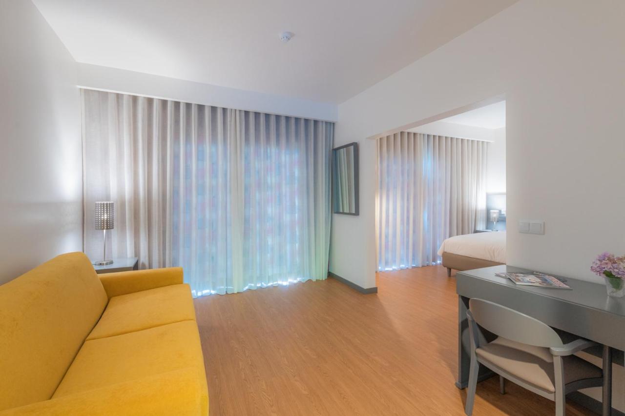Suite - Photo 5