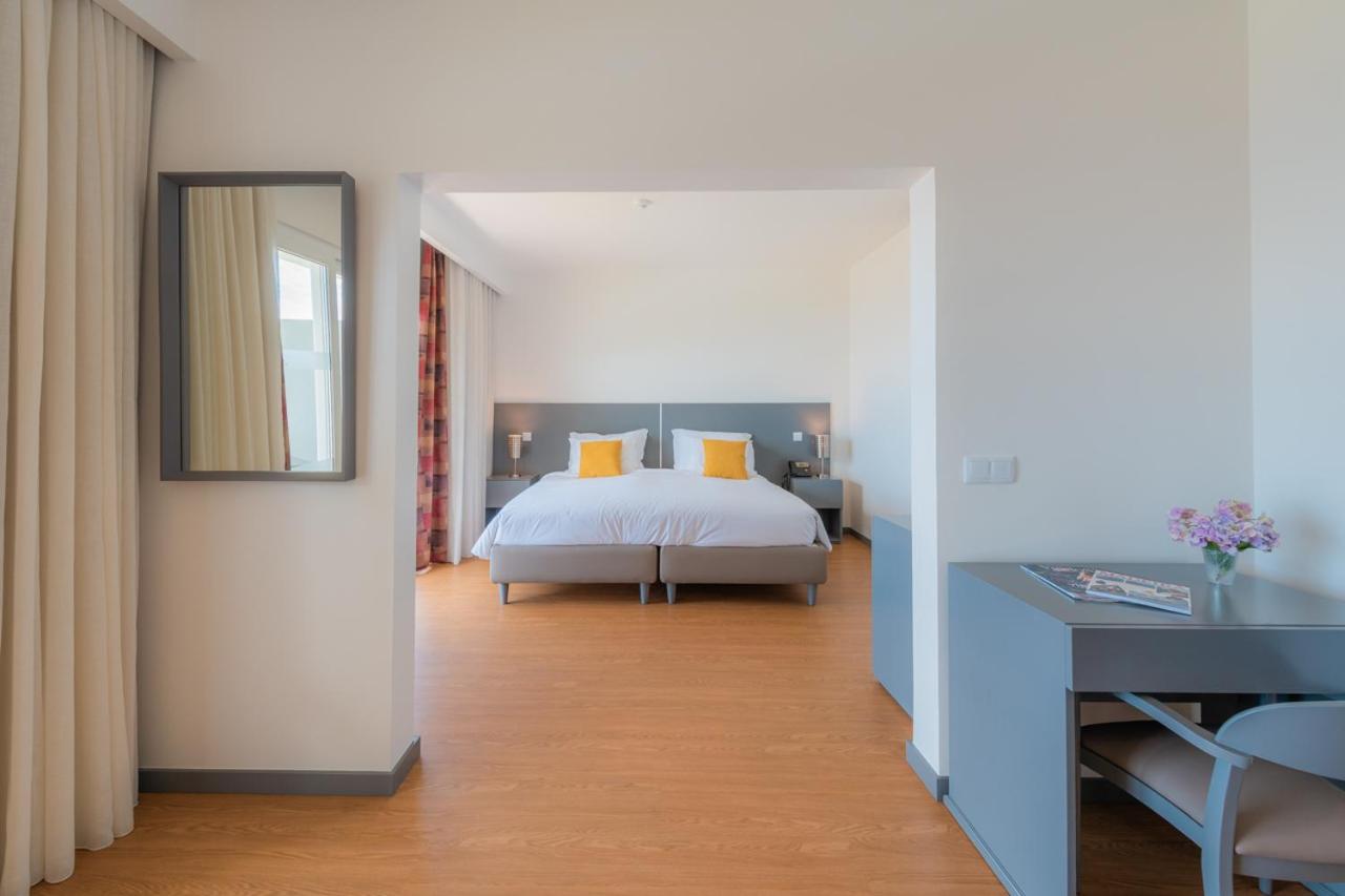 Suite - Photo 3