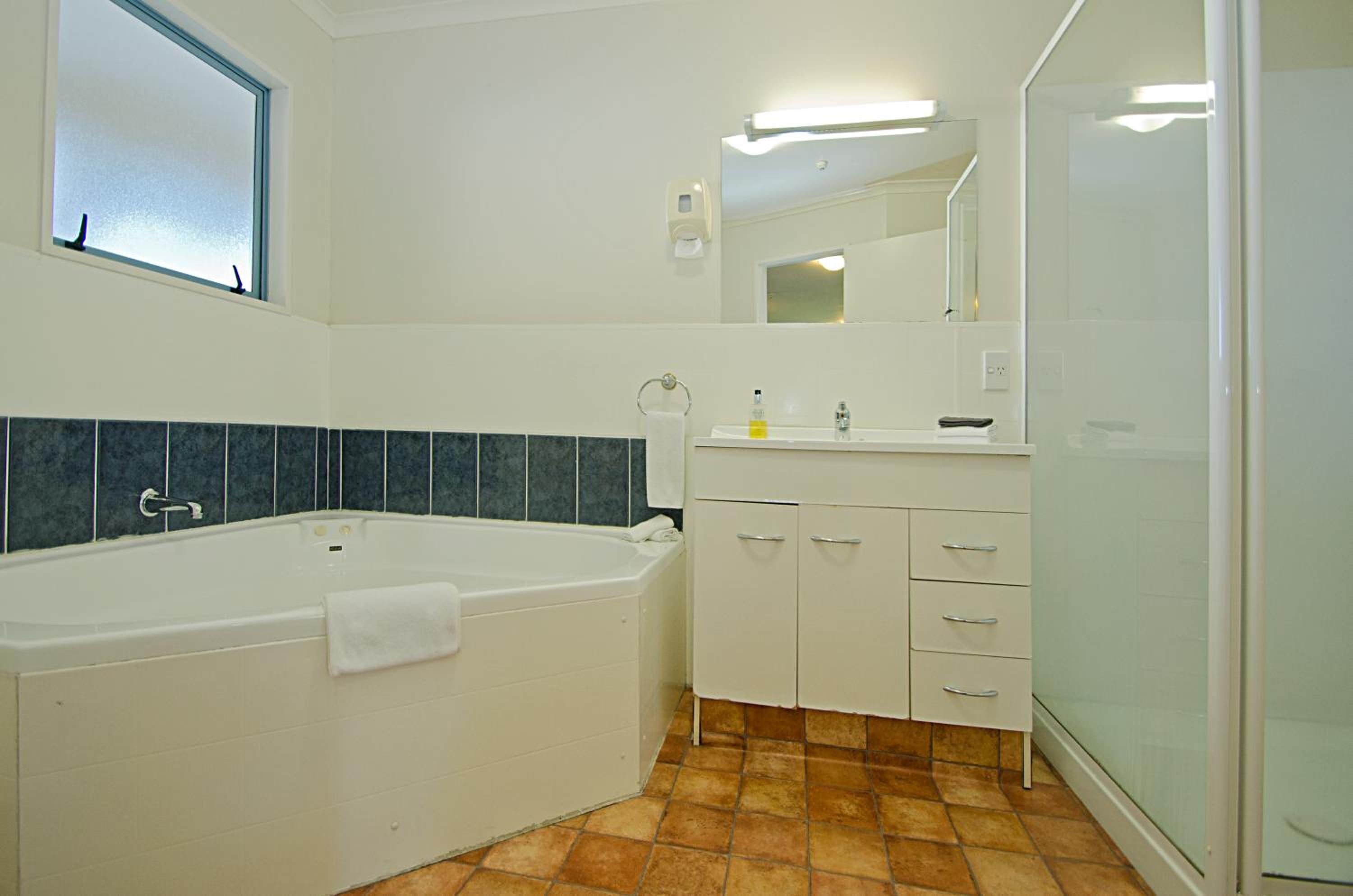 Two-Bedroom Suite photo 2