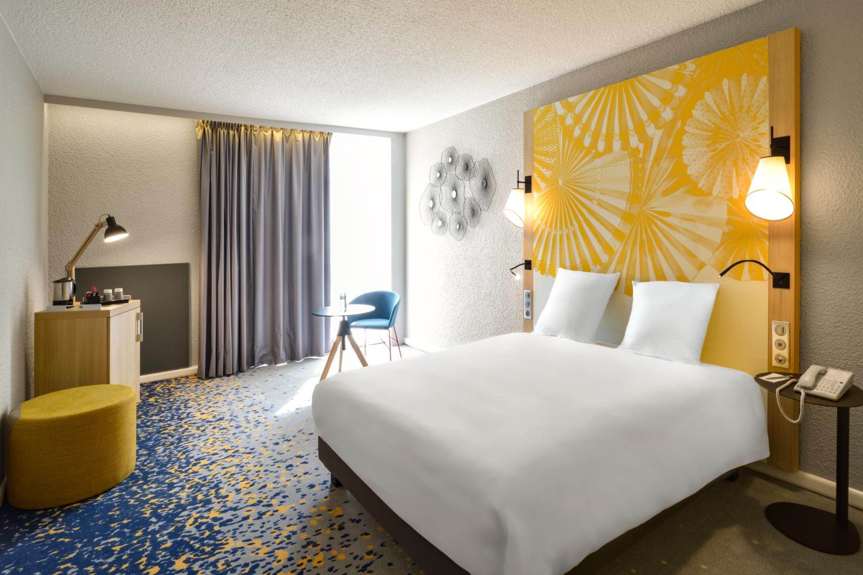 Standard Double Room - Photo 12