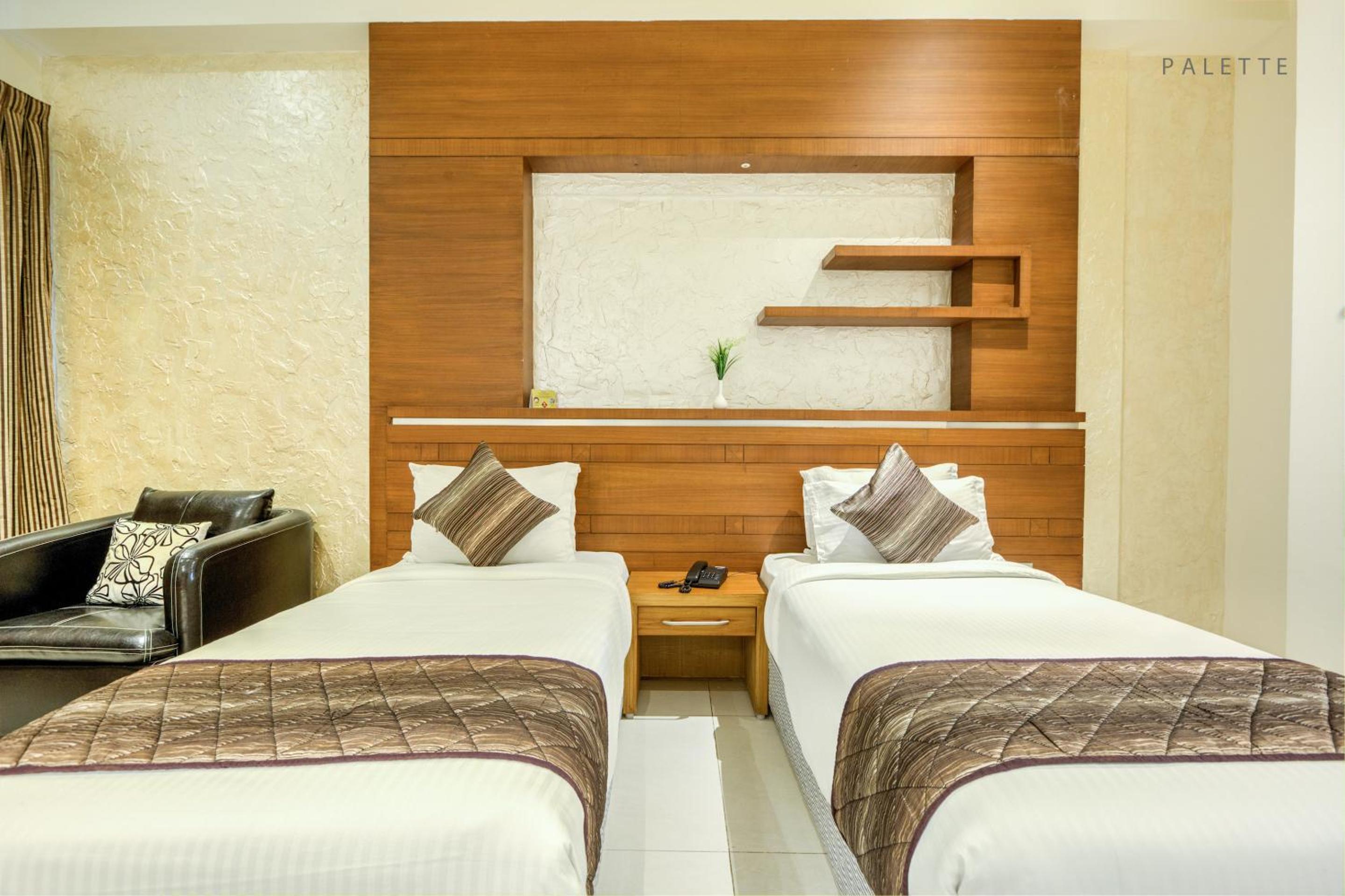 Deluxe Double Room photo 2