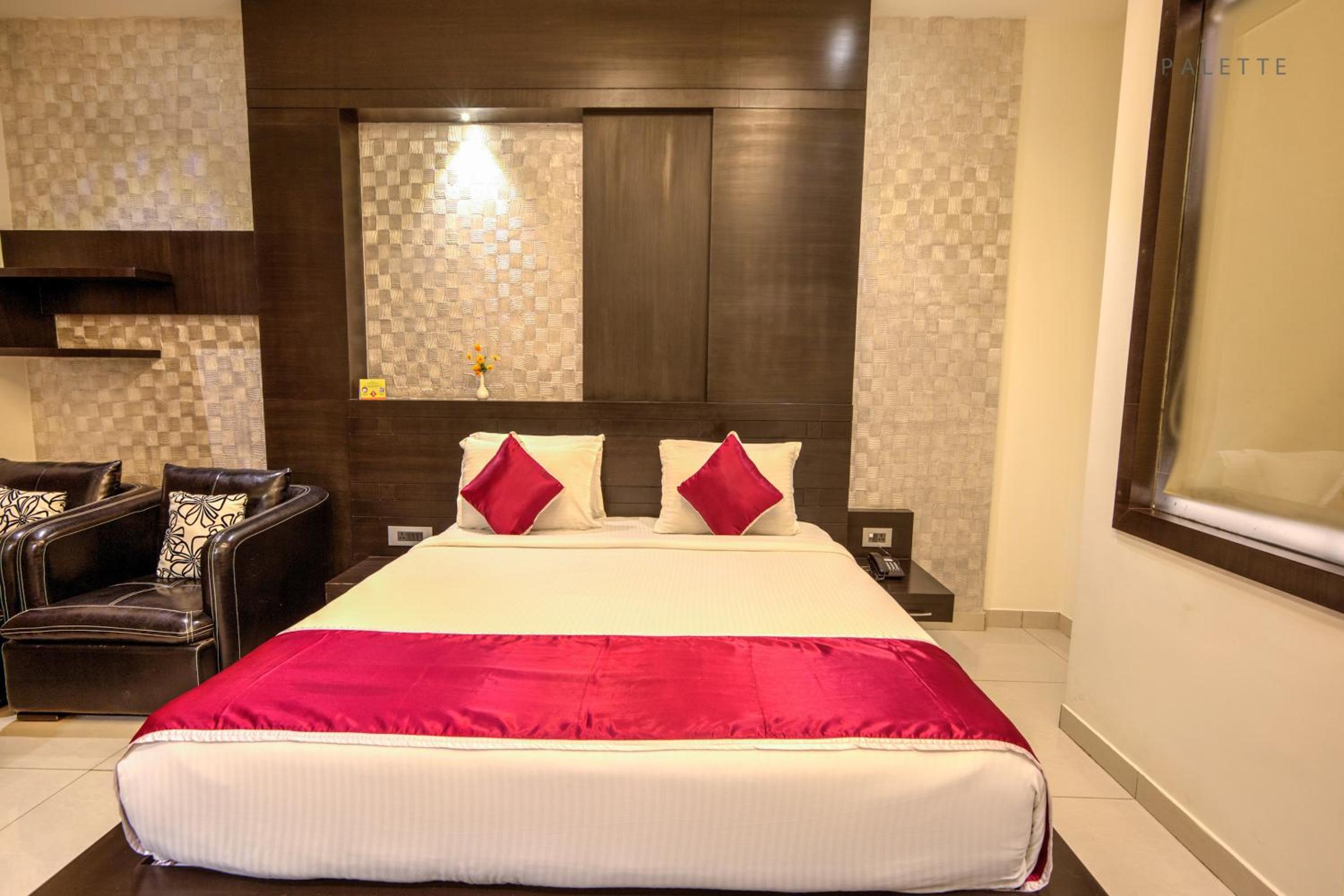 Deluxe Double Room photo 2