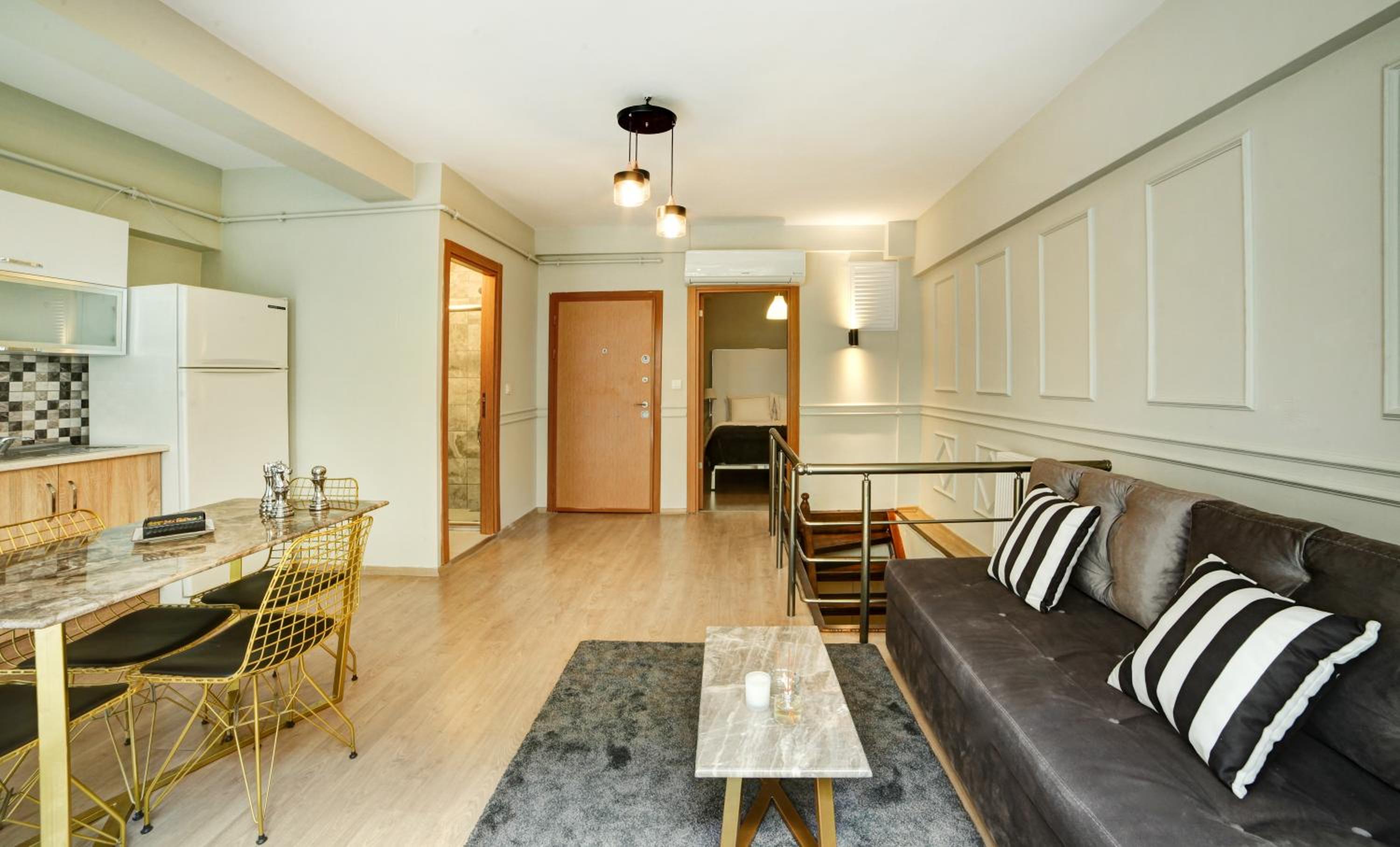 Duplex Apartment with garden photo 3