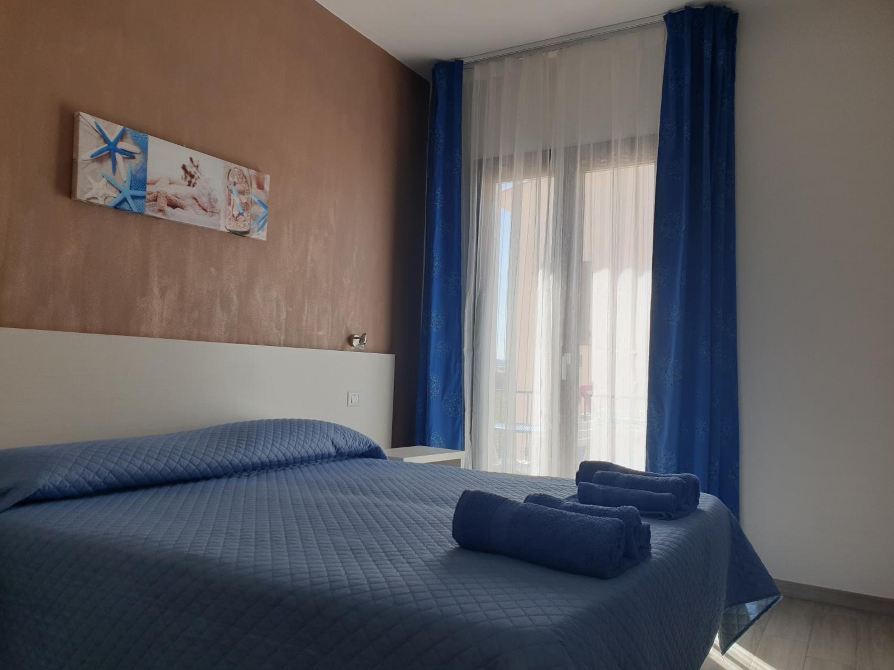Double or Twin Room with Balcony photo 1