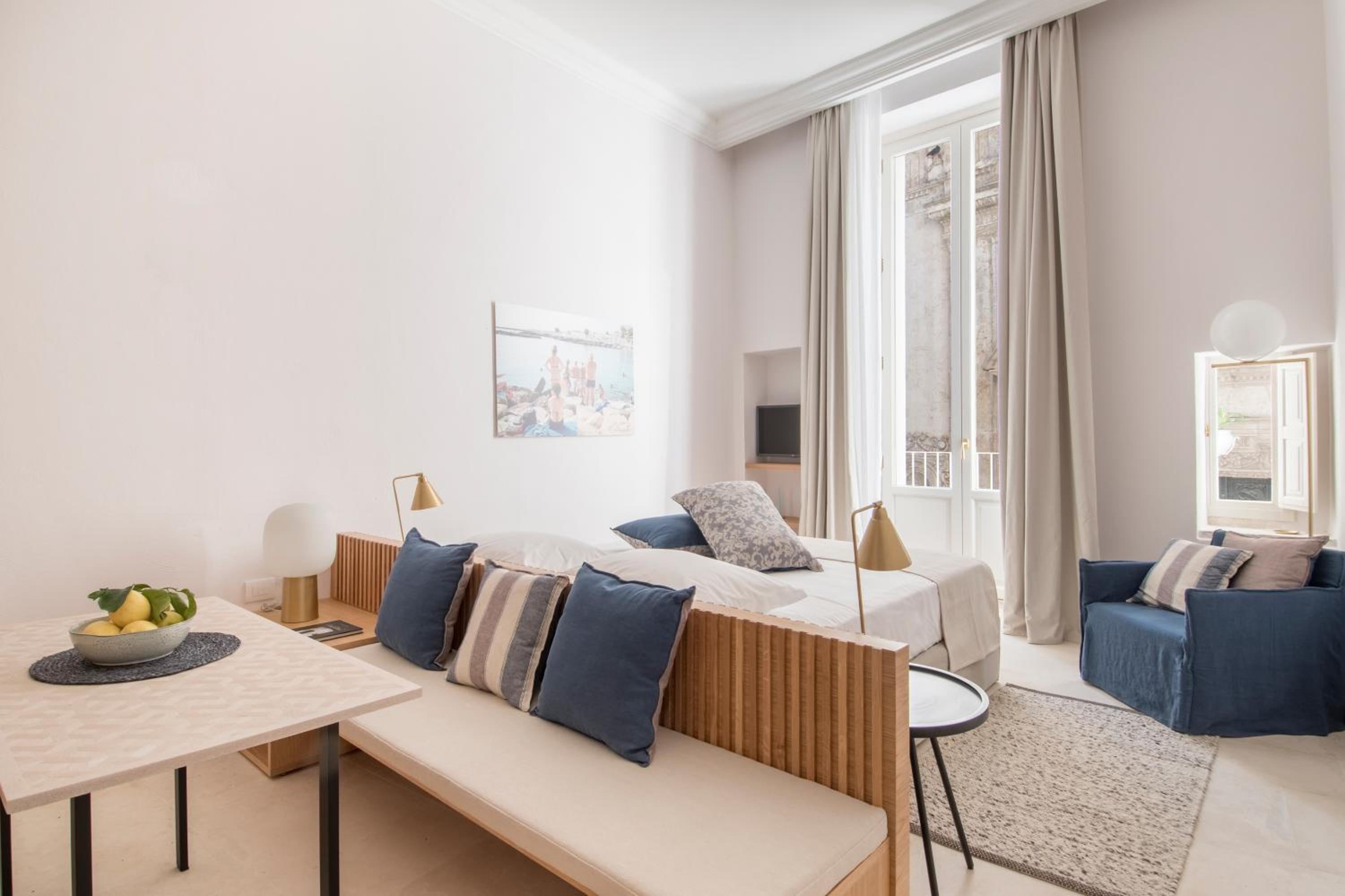 Deluxe Apartment - Photo 1