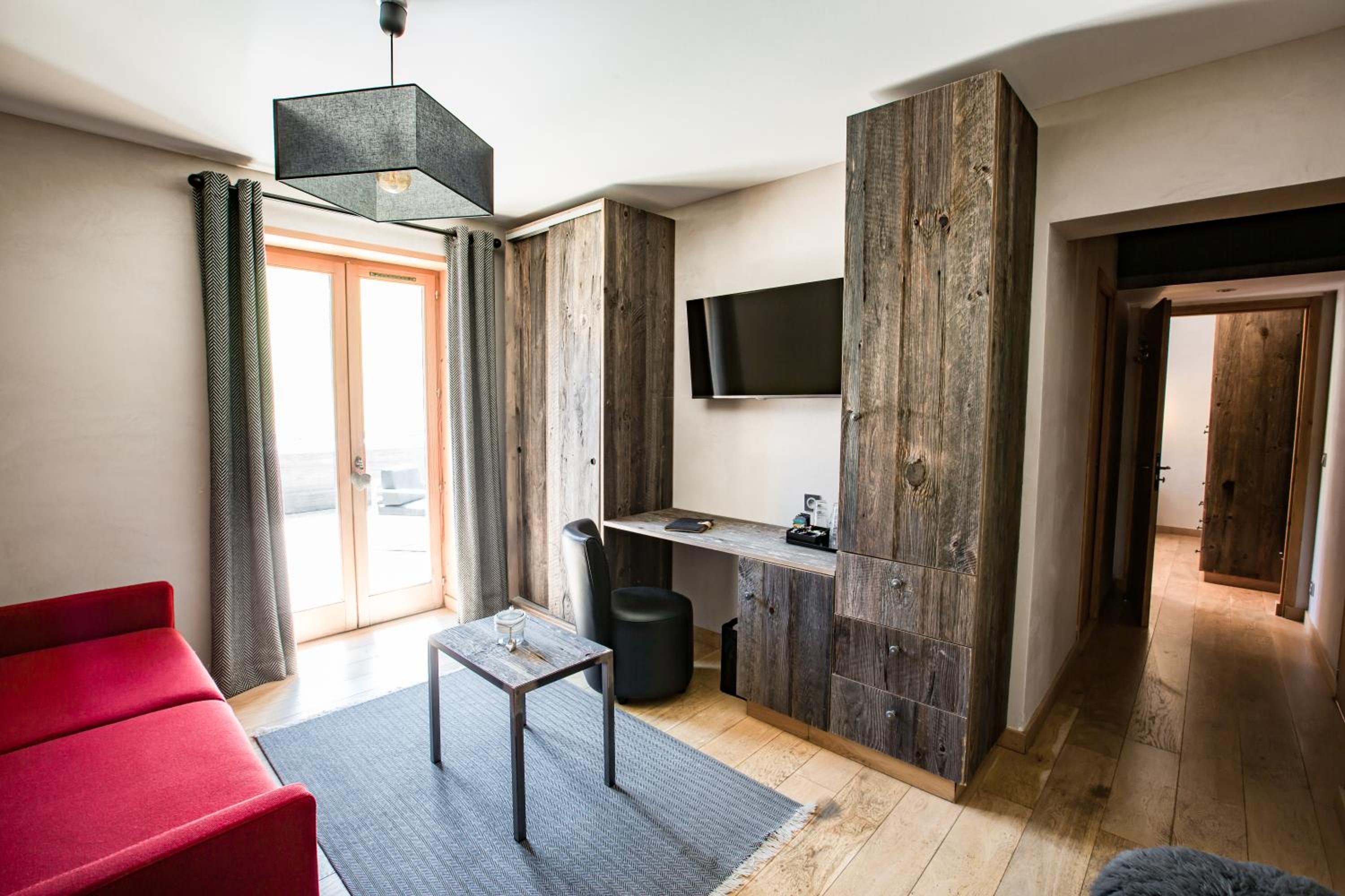 Suite with Terrace - Photo 9