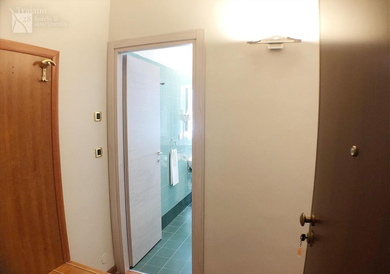One-Bedroom Apartment - Photo 7