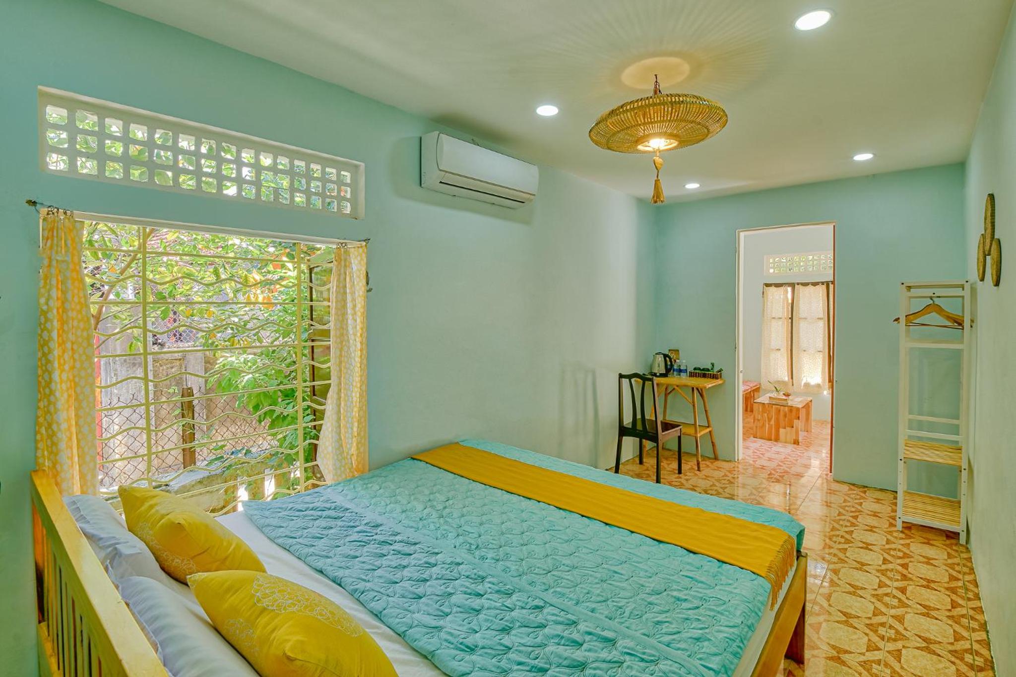 King Room with Garden View