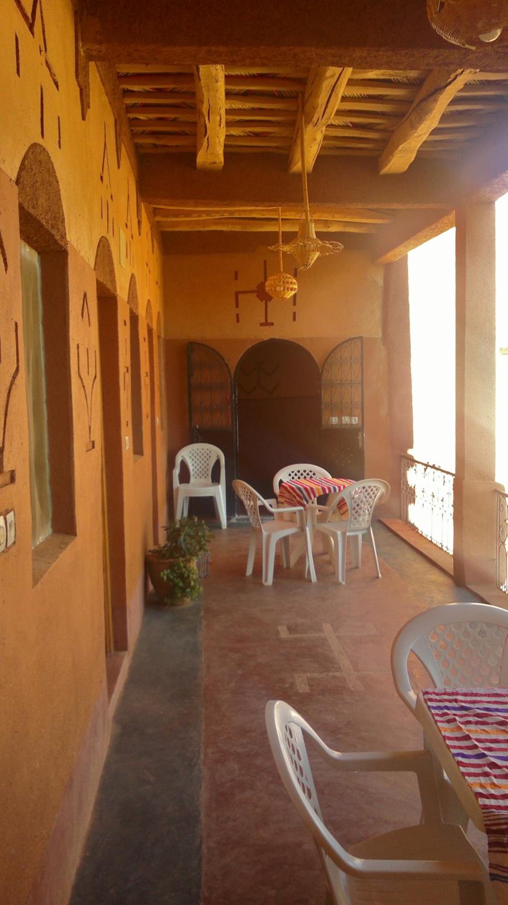 Suite with Balcony - Photo 4