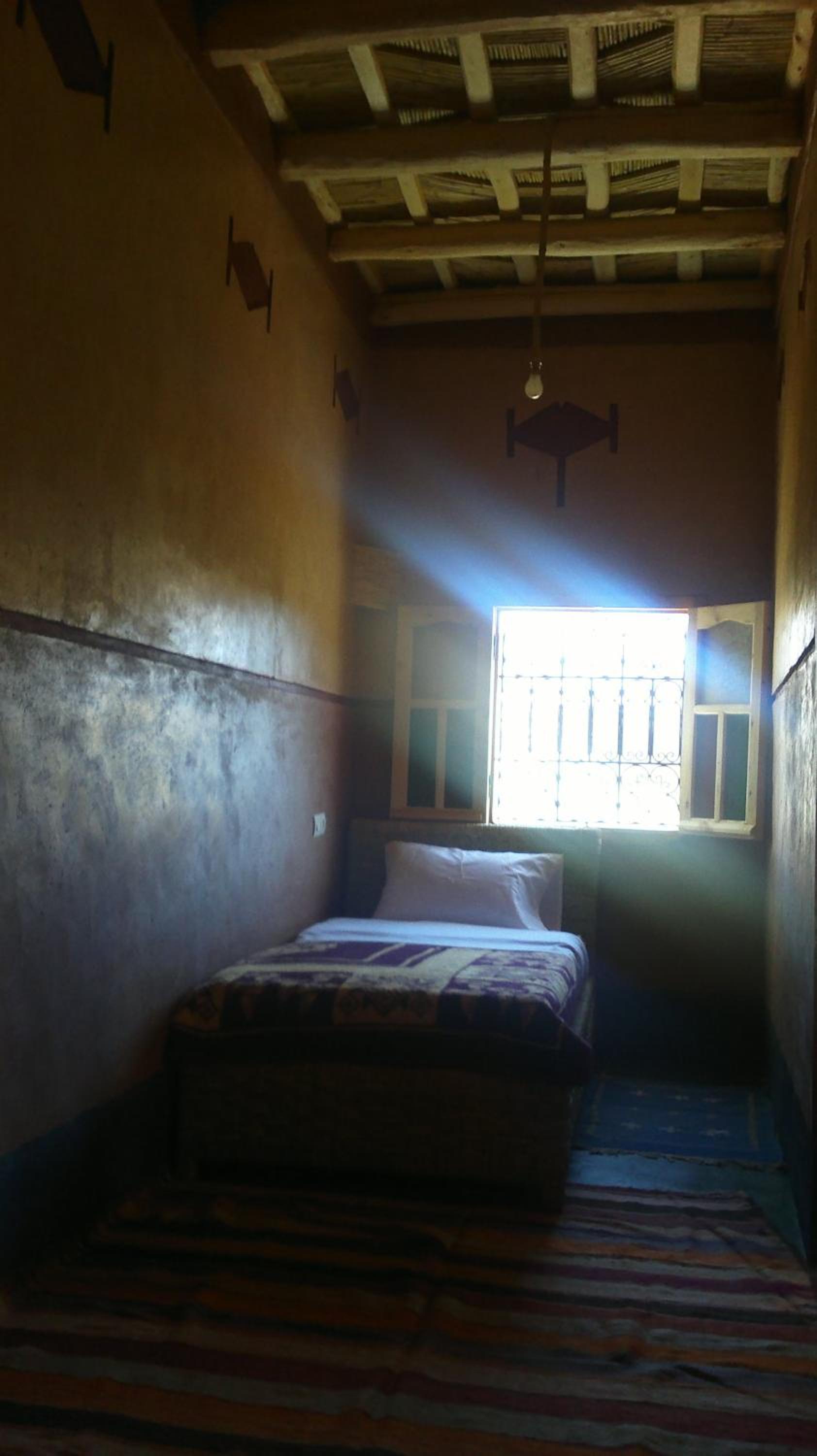 Suite with Balcony - Photo 13