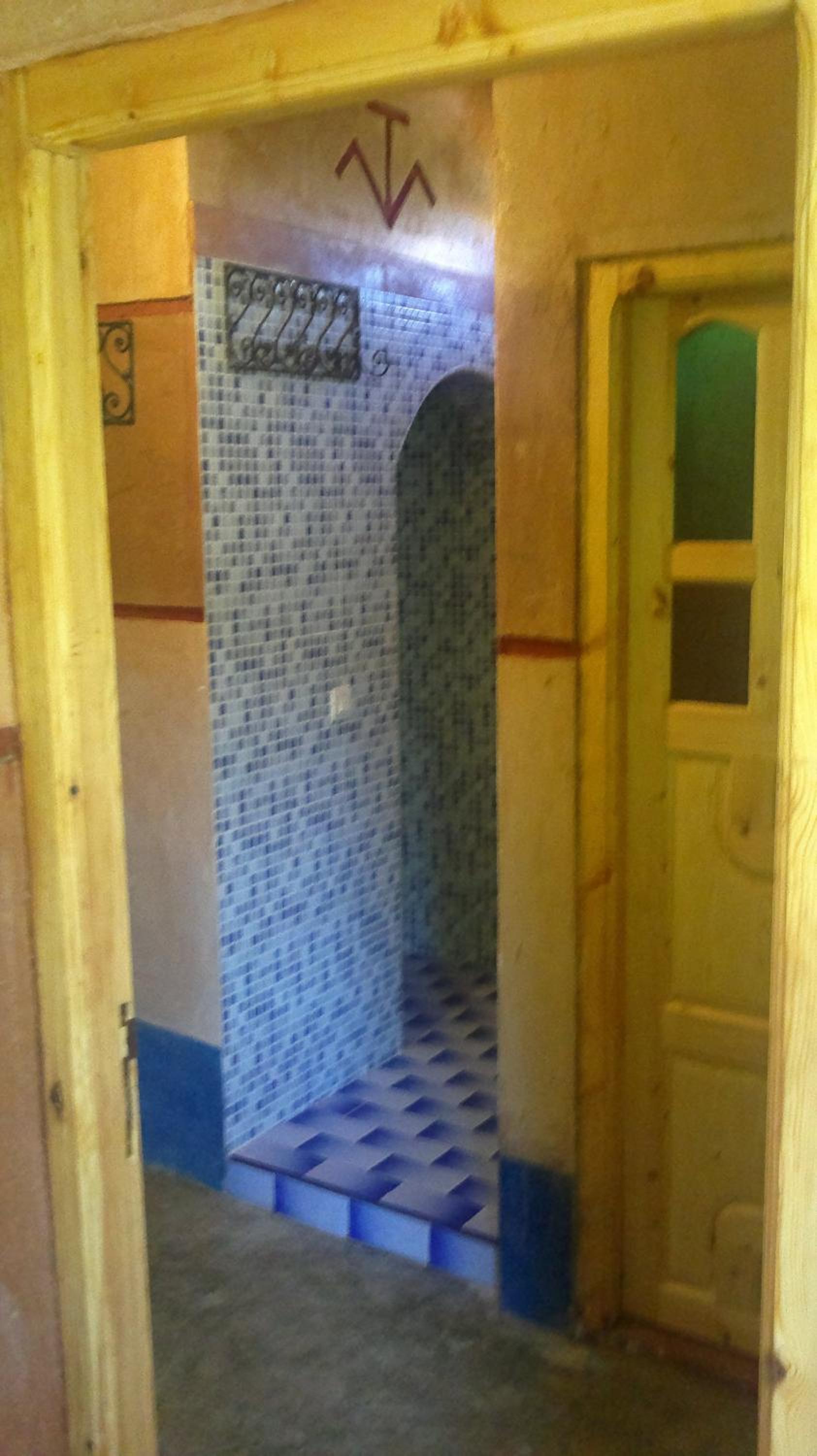 Suite with Balcony - Photo 9