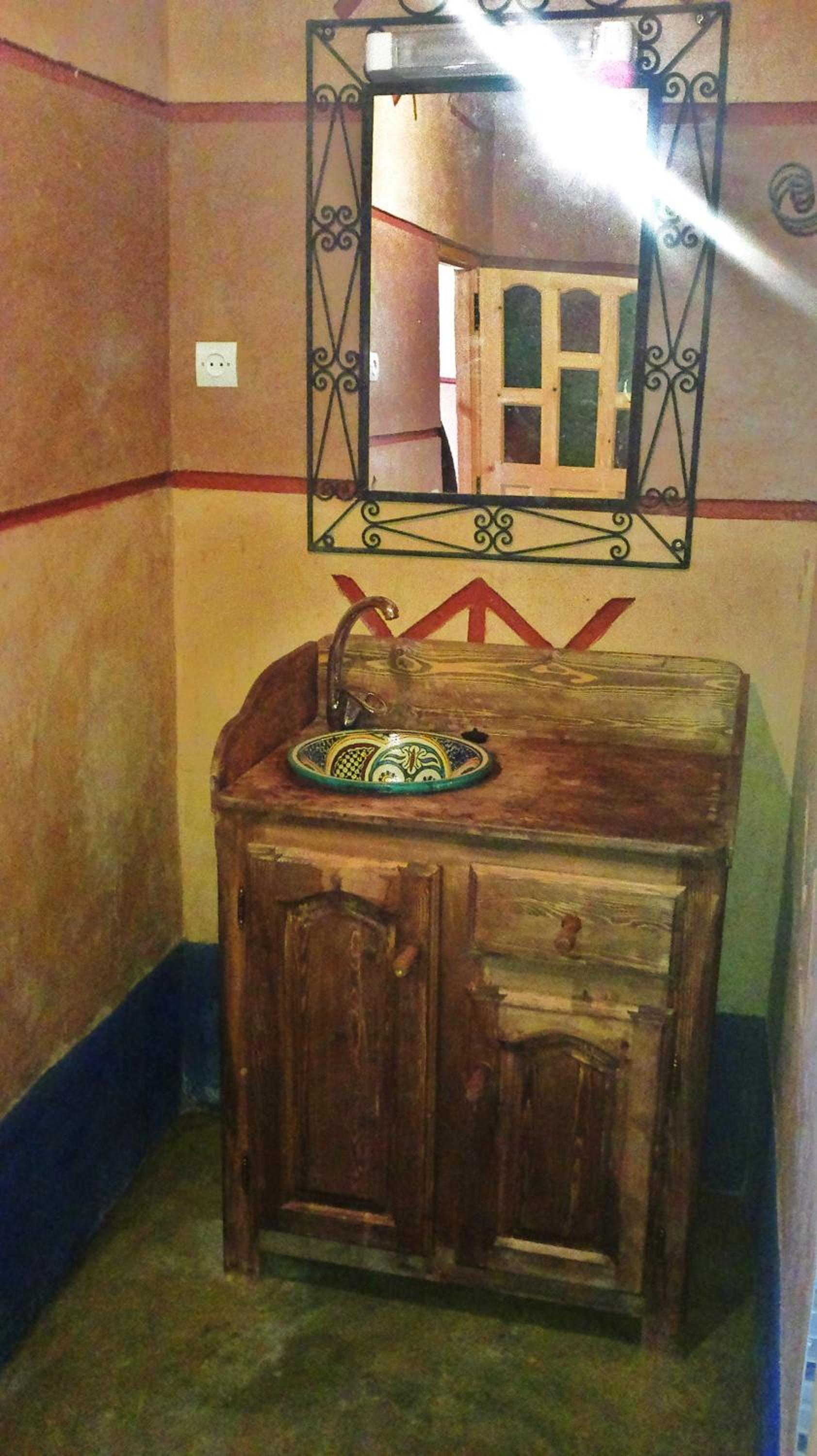 Suite with Balcony - Photo 10