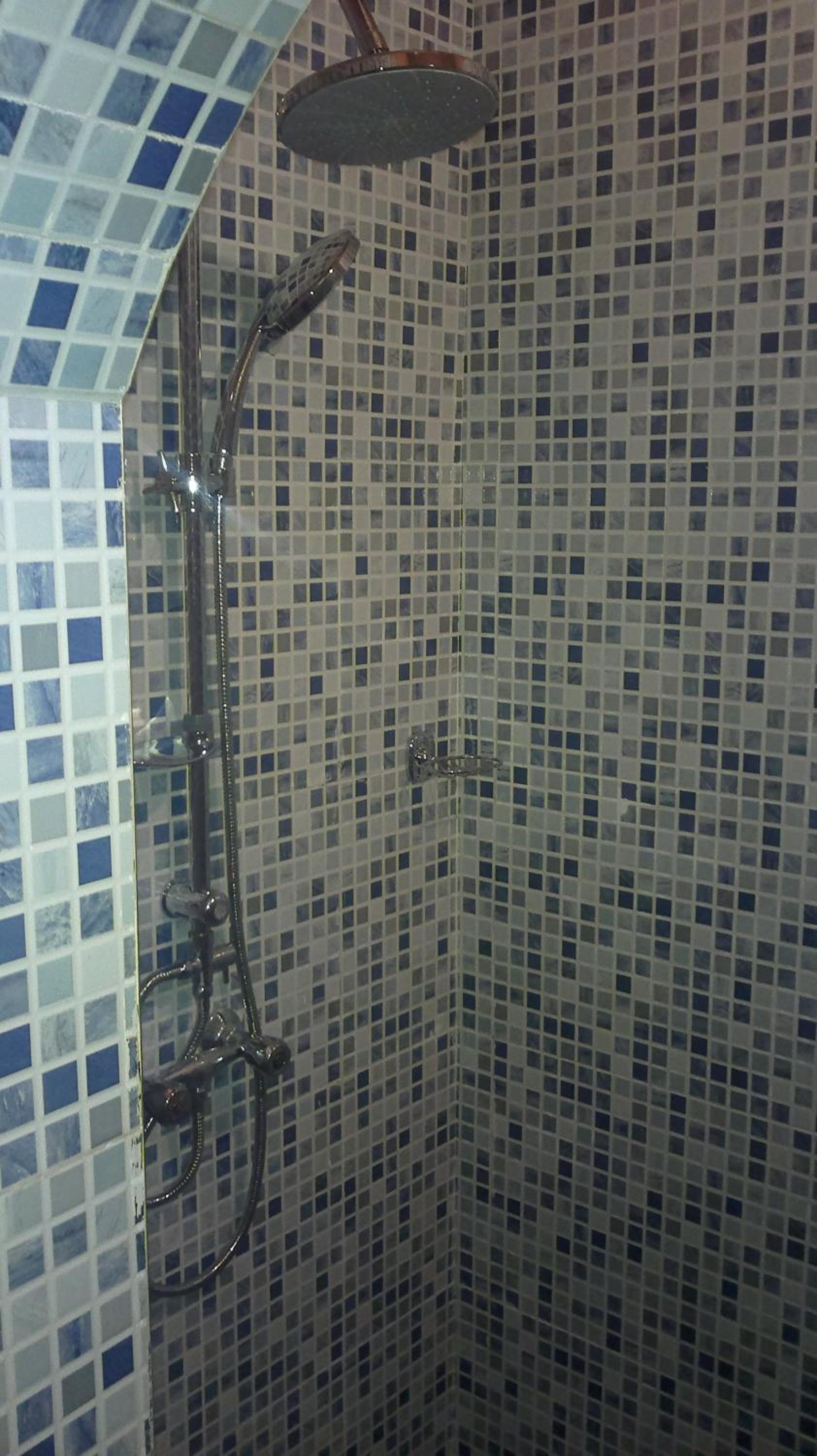 Suite with Balcony - Photo 12