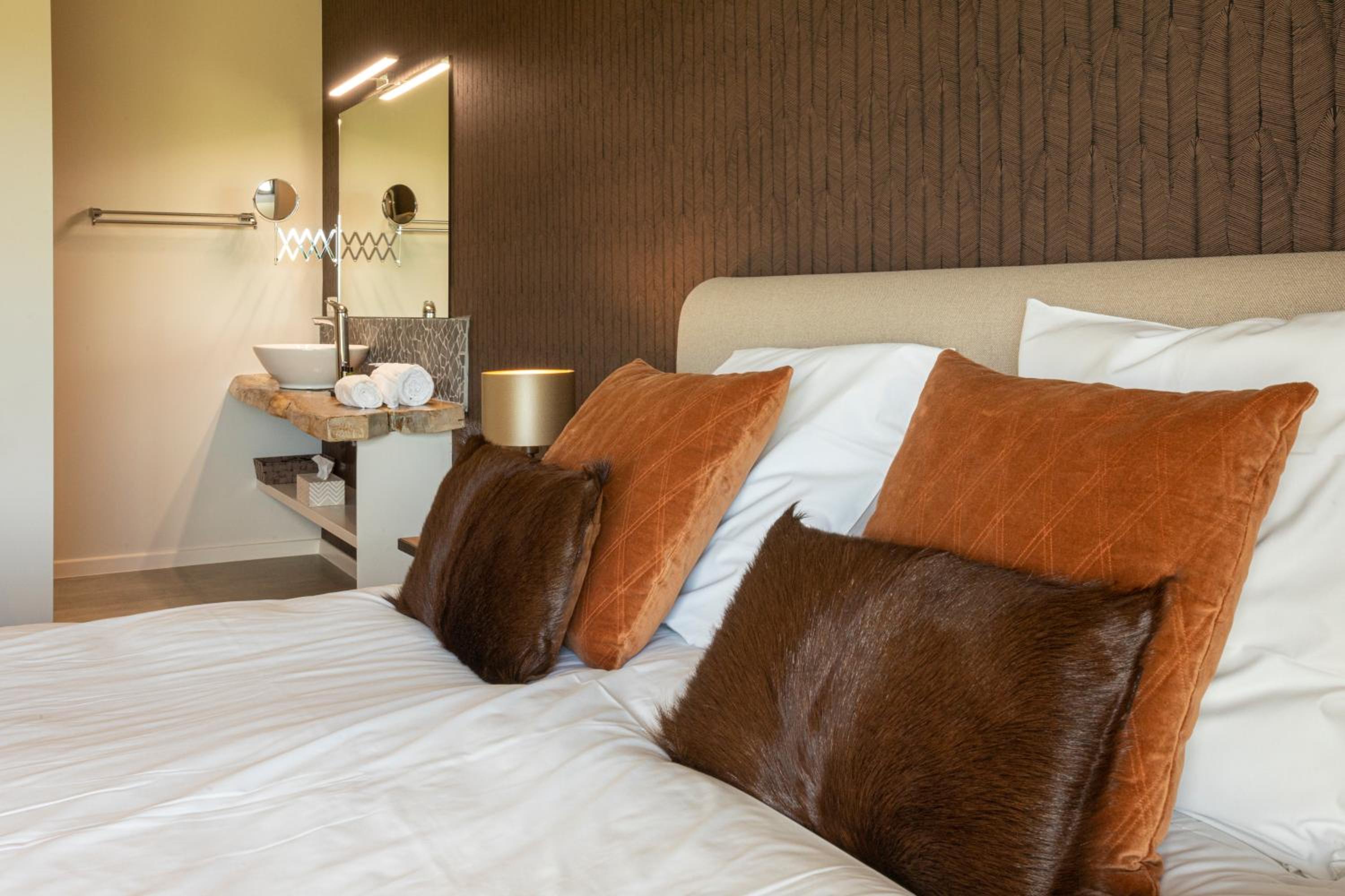 King Room with Balcony photo 2