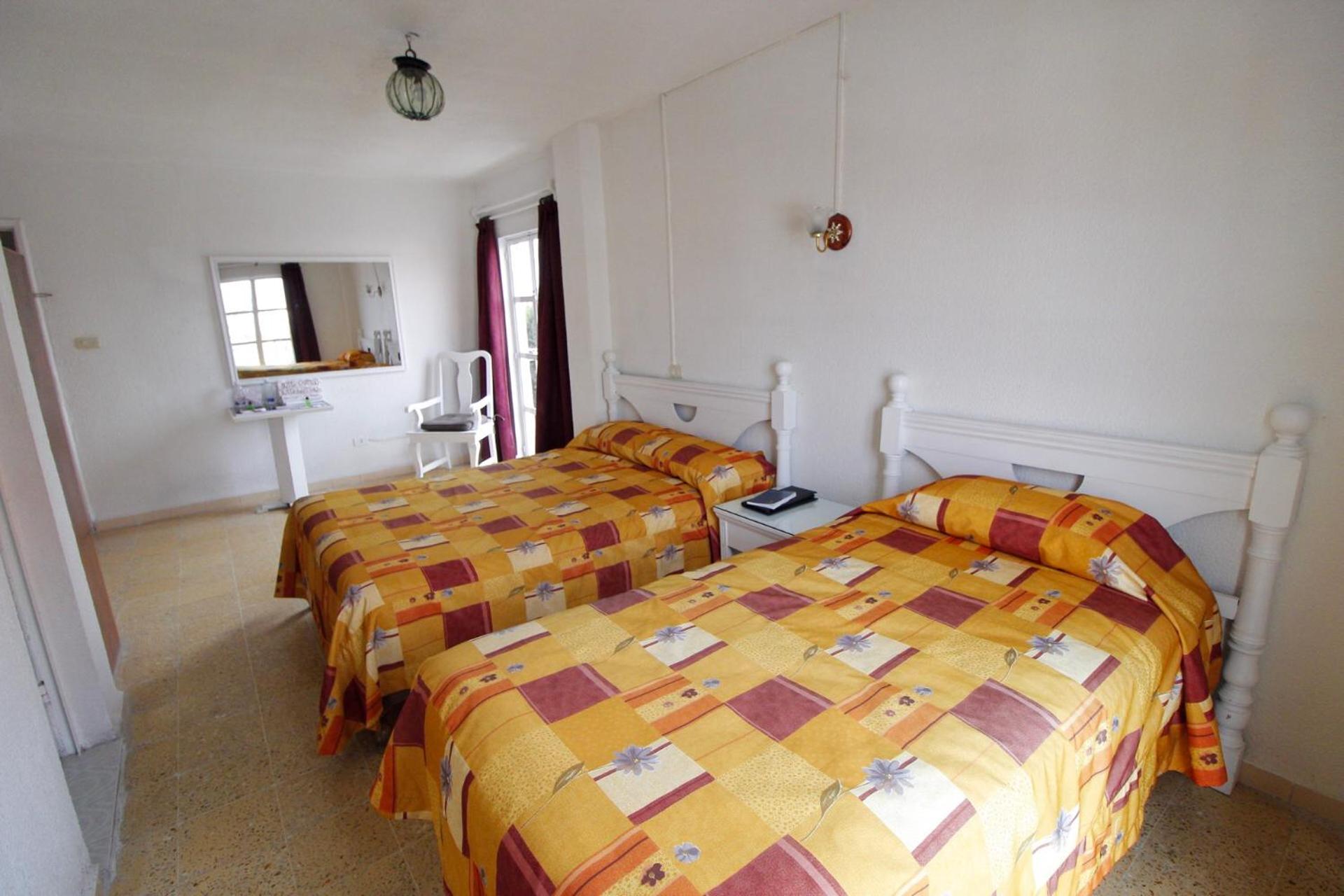 Triple Room with Bathroom