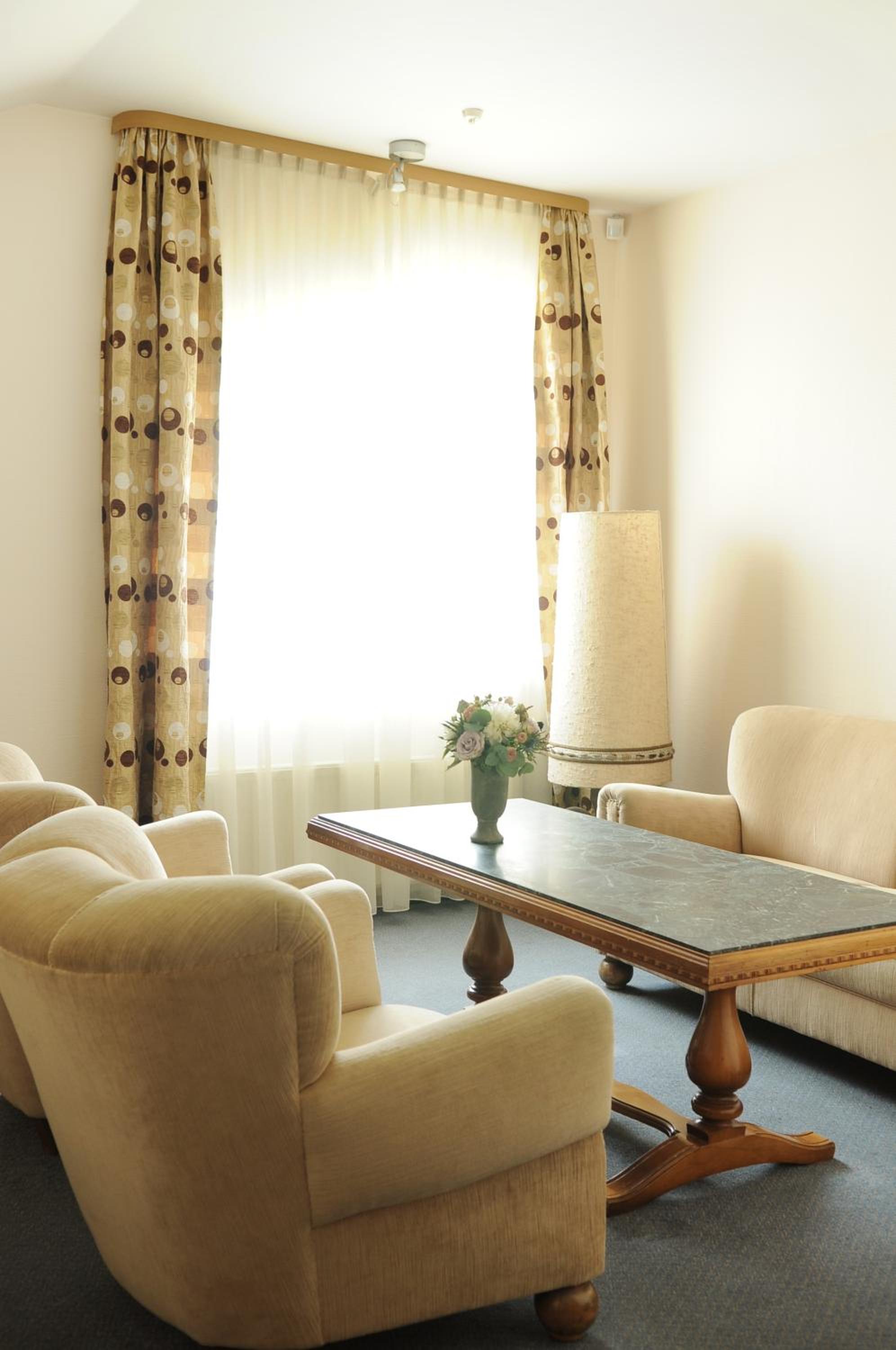 Suite - Photo 2