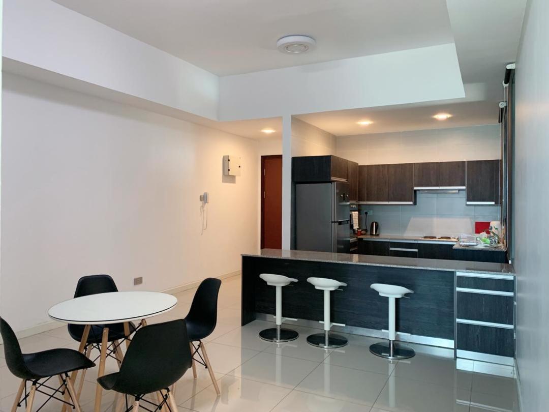 Three-Bedroom Apartment photo 2
