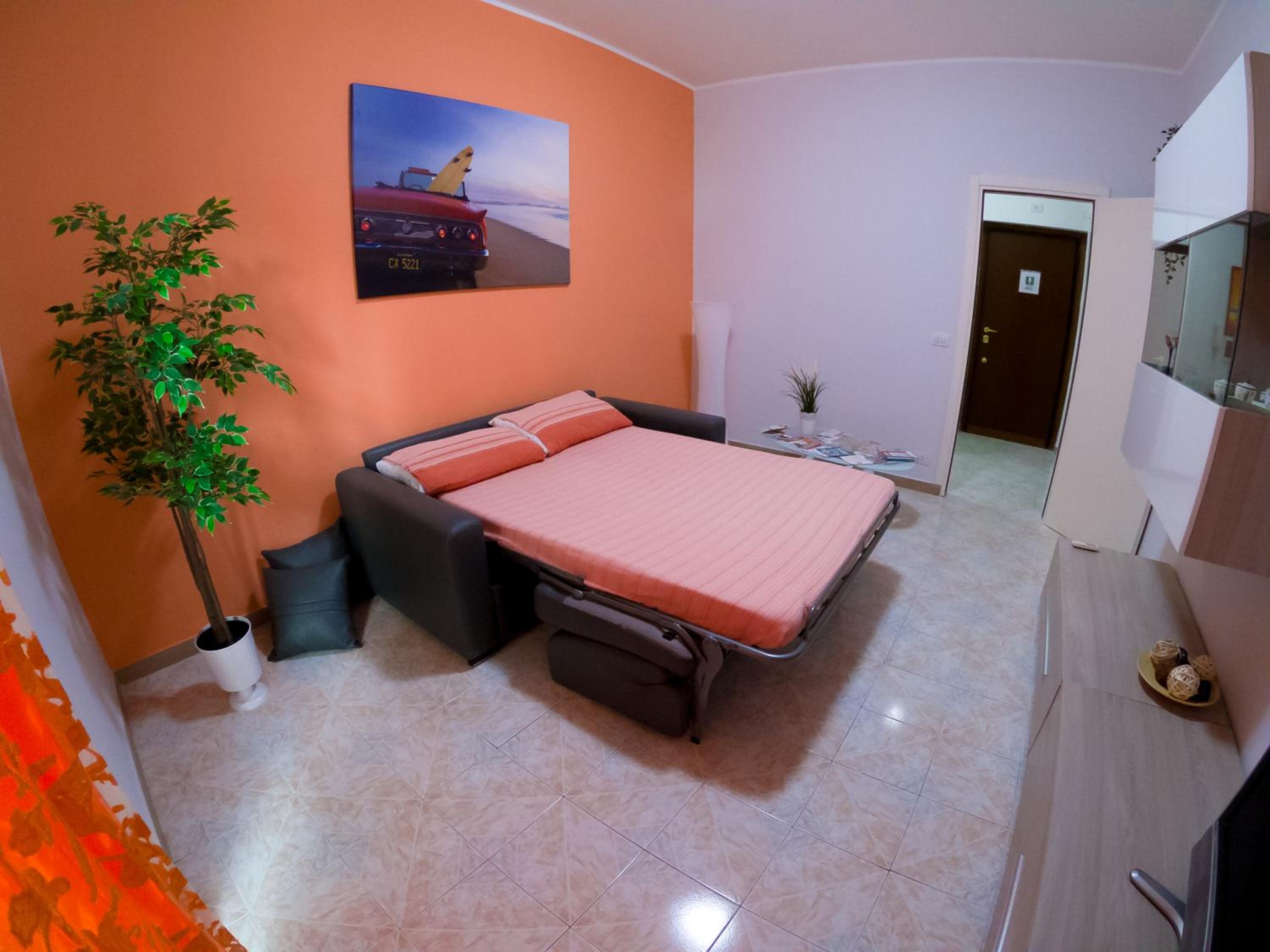 One-Bedroom Apartment