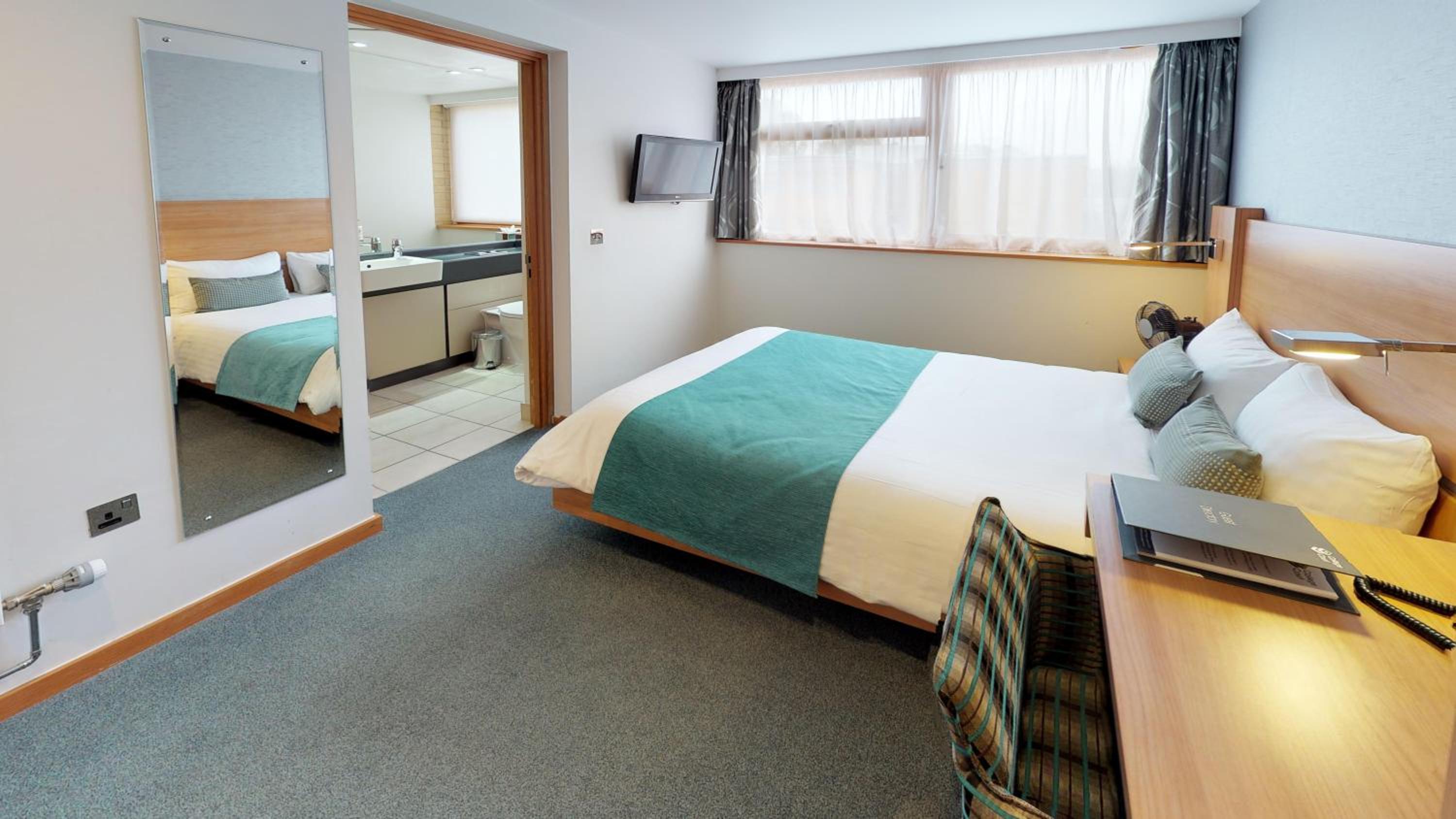 Standard Double Room photo 3