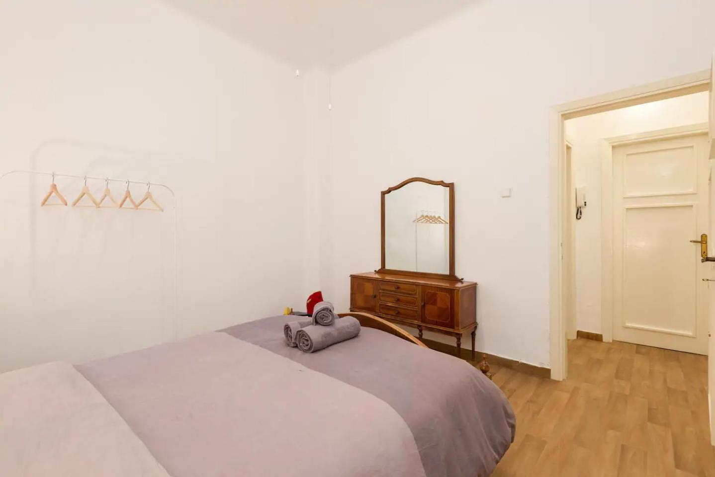Deluxe Apartment - Photo 1