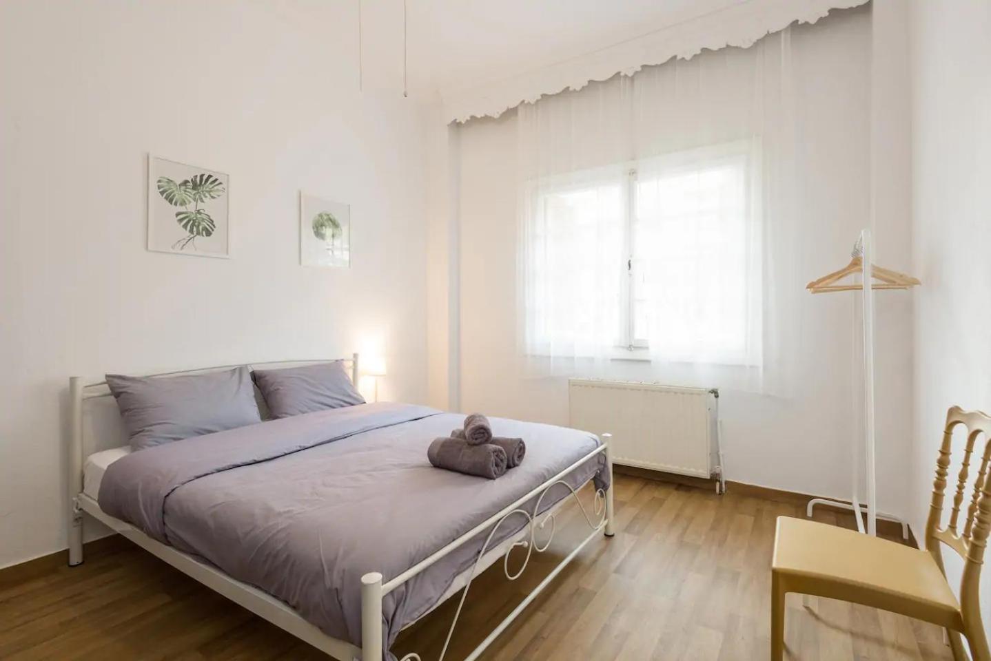 Deluxe Apartment - Photo 2