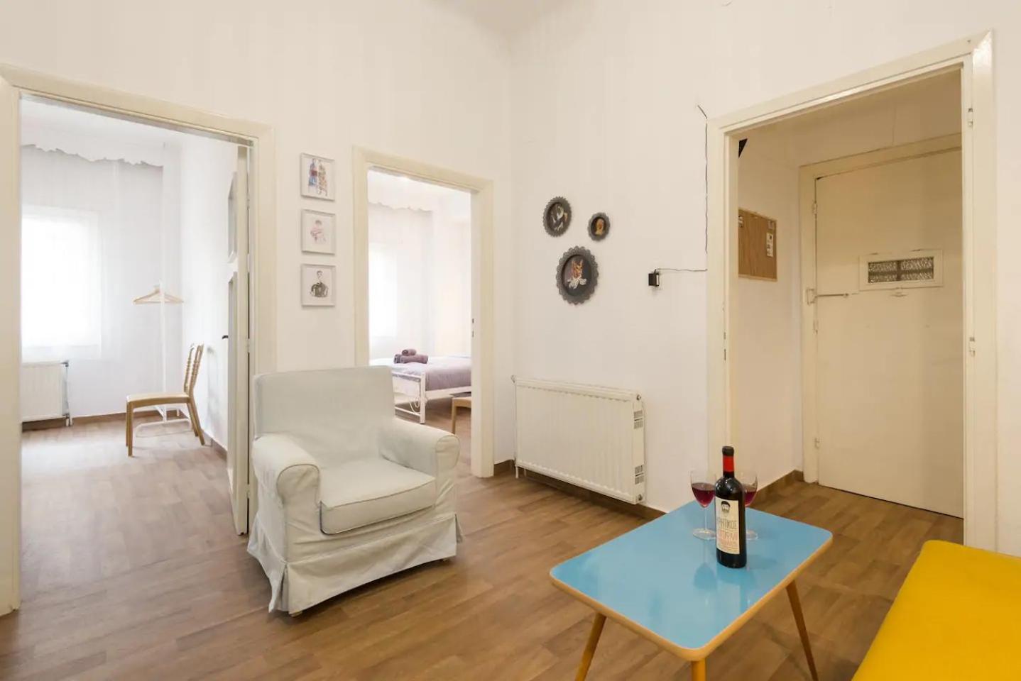 Deluxe Apartment - Photo 8