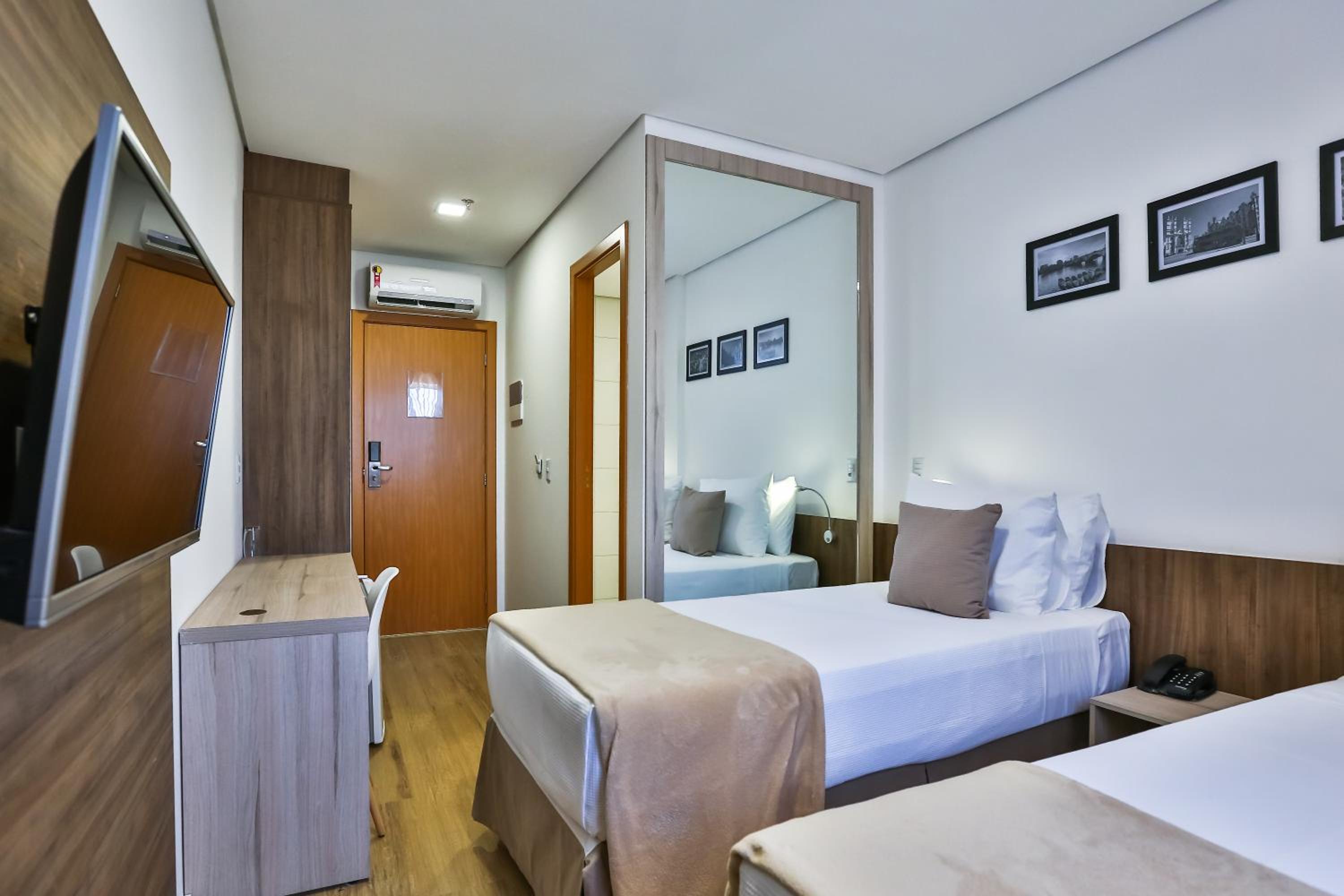 Standard Twin Room photo 1