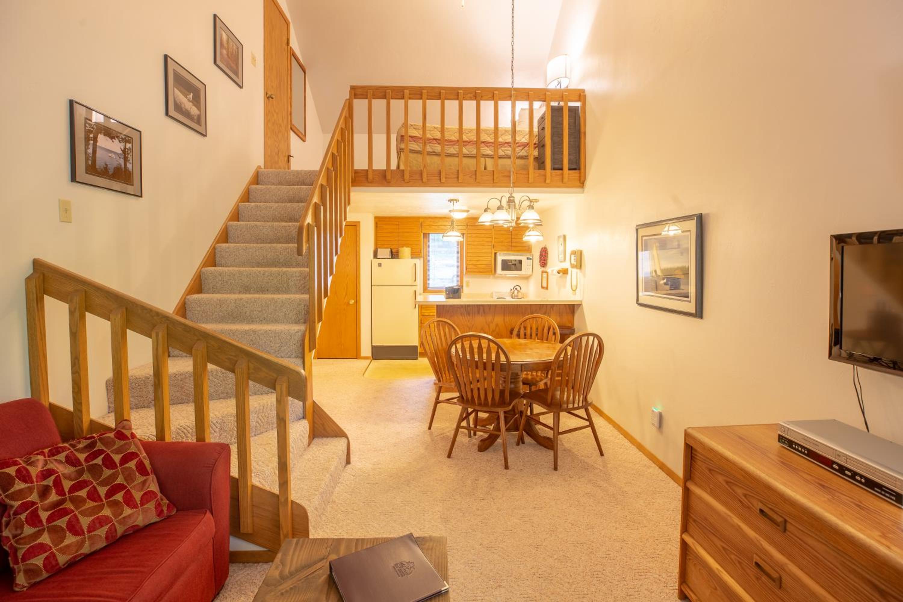 Two-Bedroom Suite photo 3