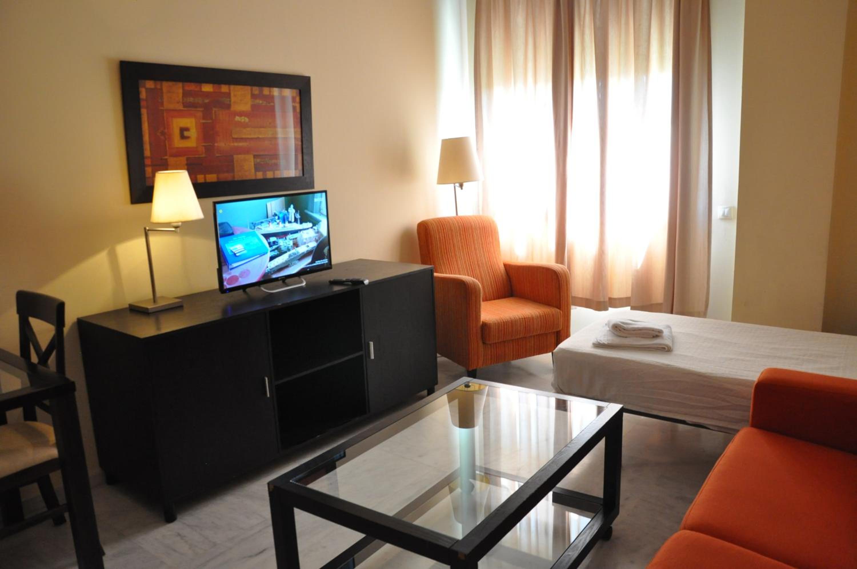 Apartment  - Photo 7