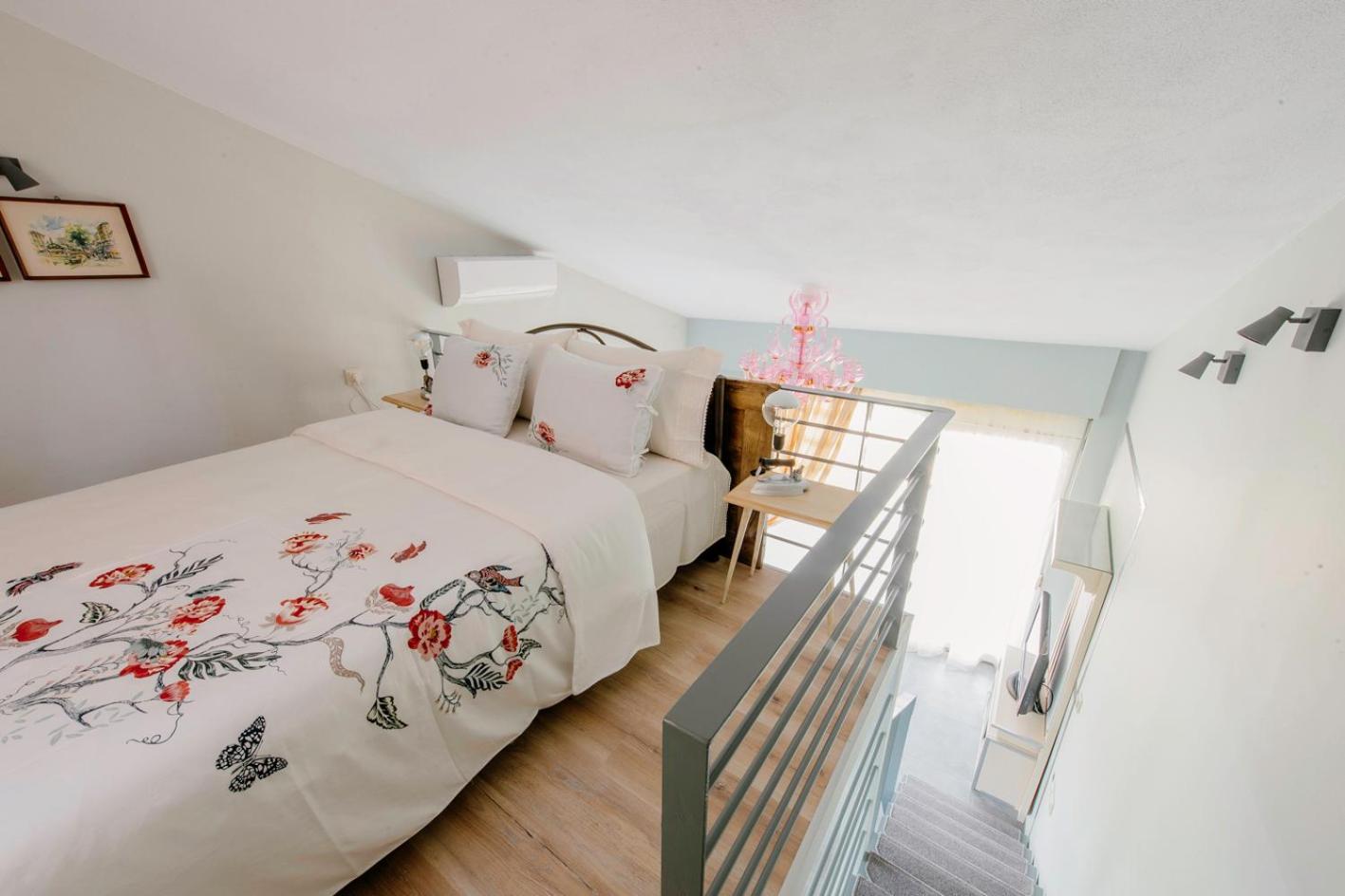 One-Bedroom Apartment - Photo 42