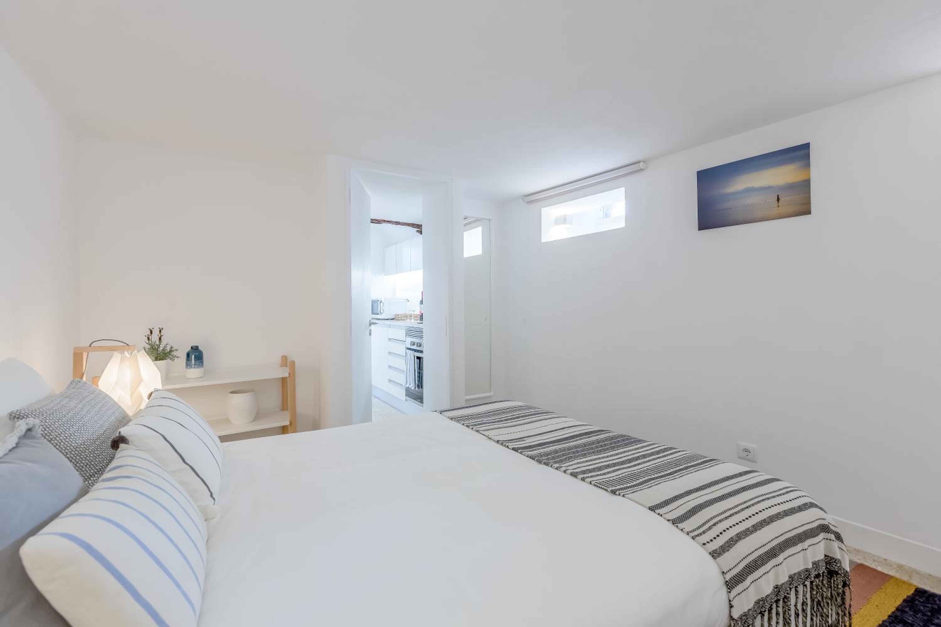 One-Bedroom Apartment - Photo 1