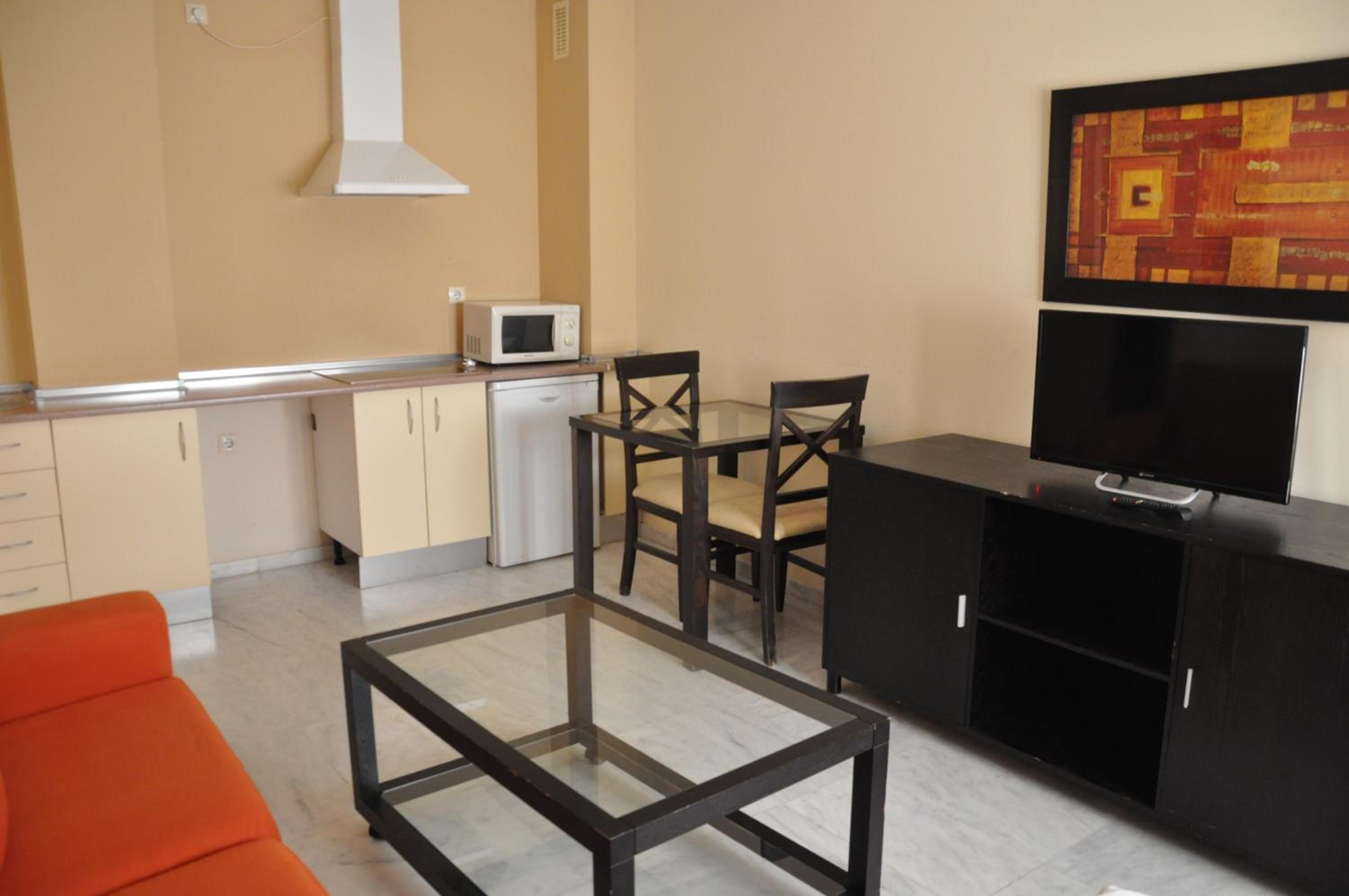 Apartment  - Photo 3