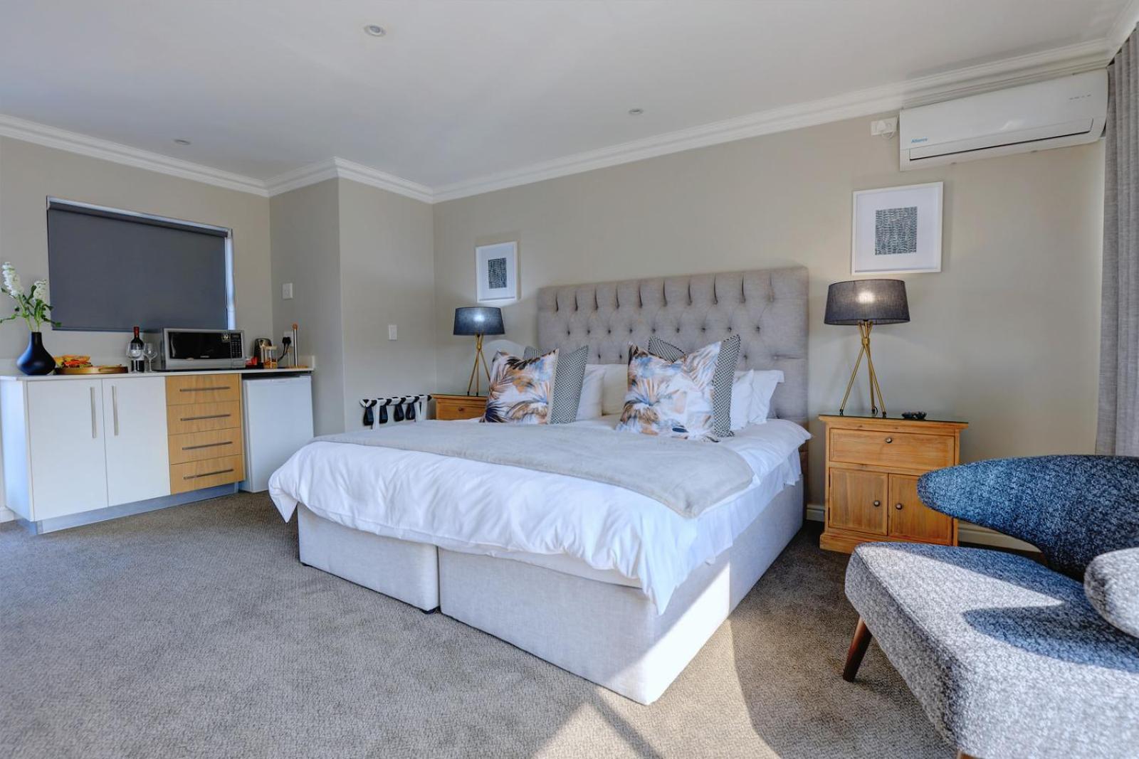 Queen Room - Photo 2