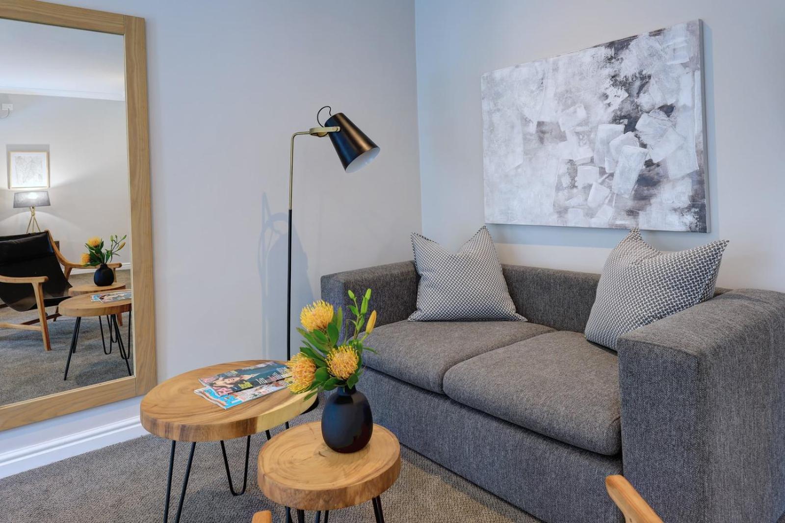 Family Room - Photo 3