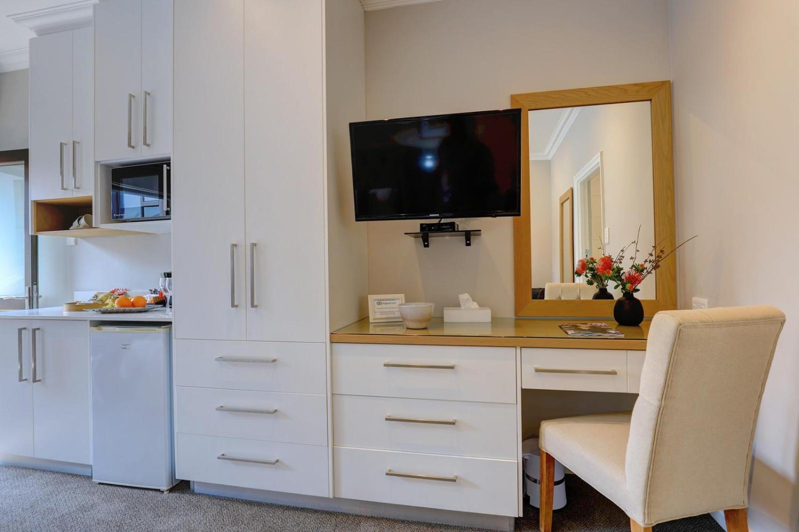 Standard Double Room - Photo 2