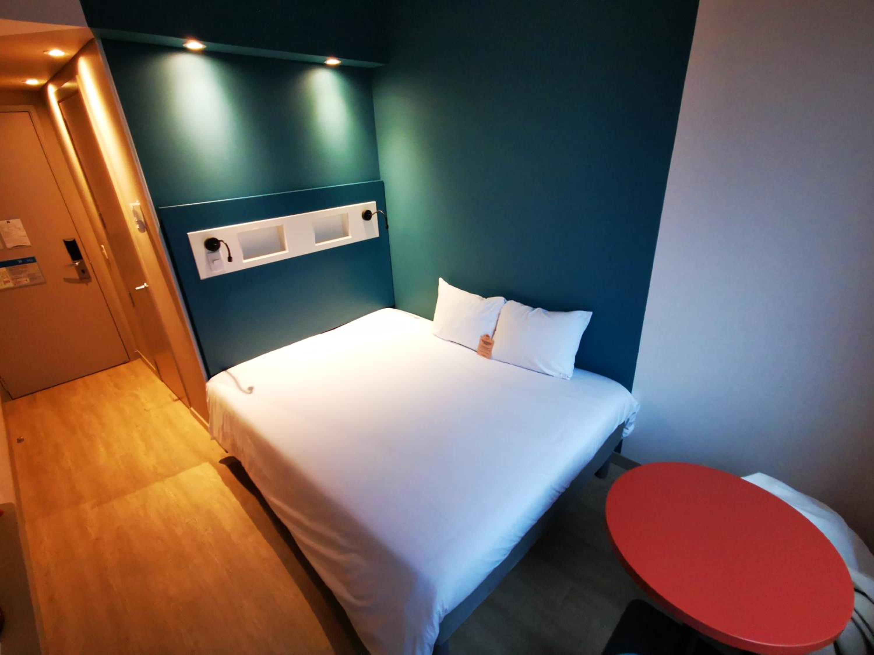 Standard Double Room - Photo 3