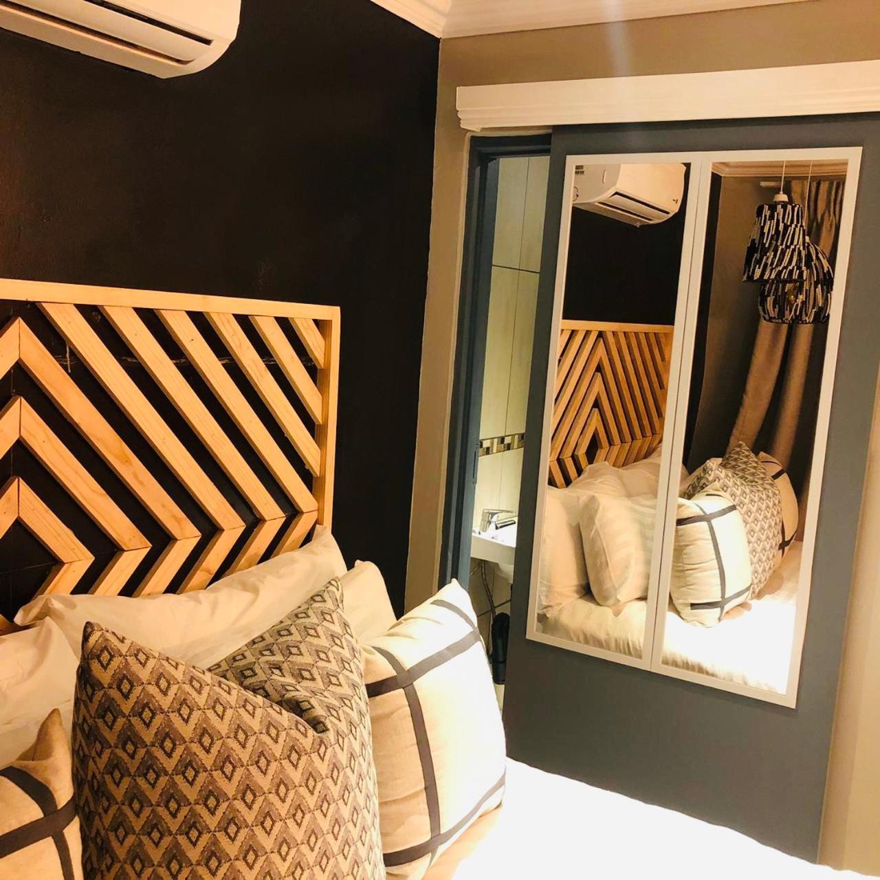 Deluxe Queen Room photo 1