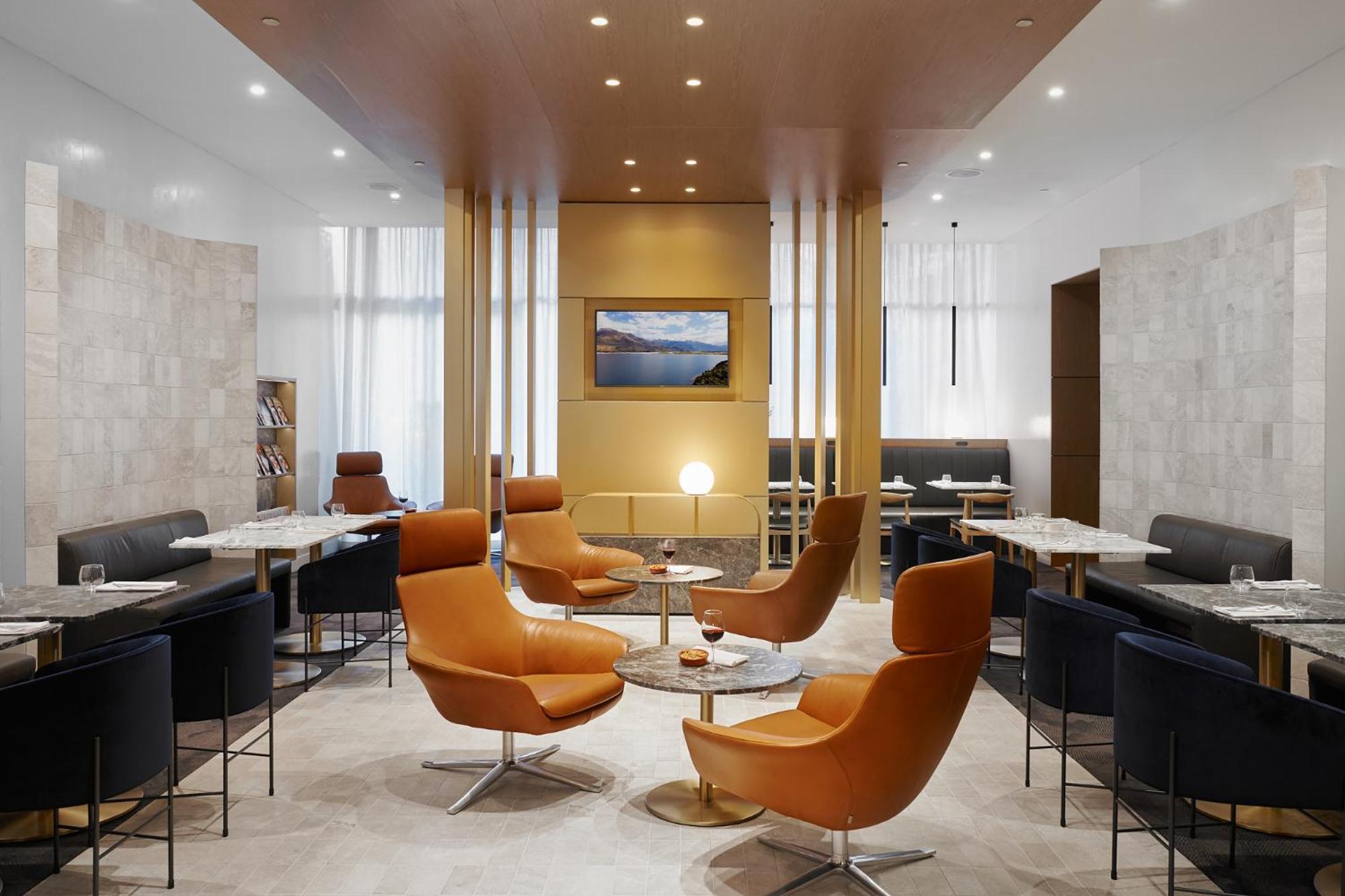 Deluxe Executive King Room with Park View and Balcony & Executive Lounge Access  - Photo 7