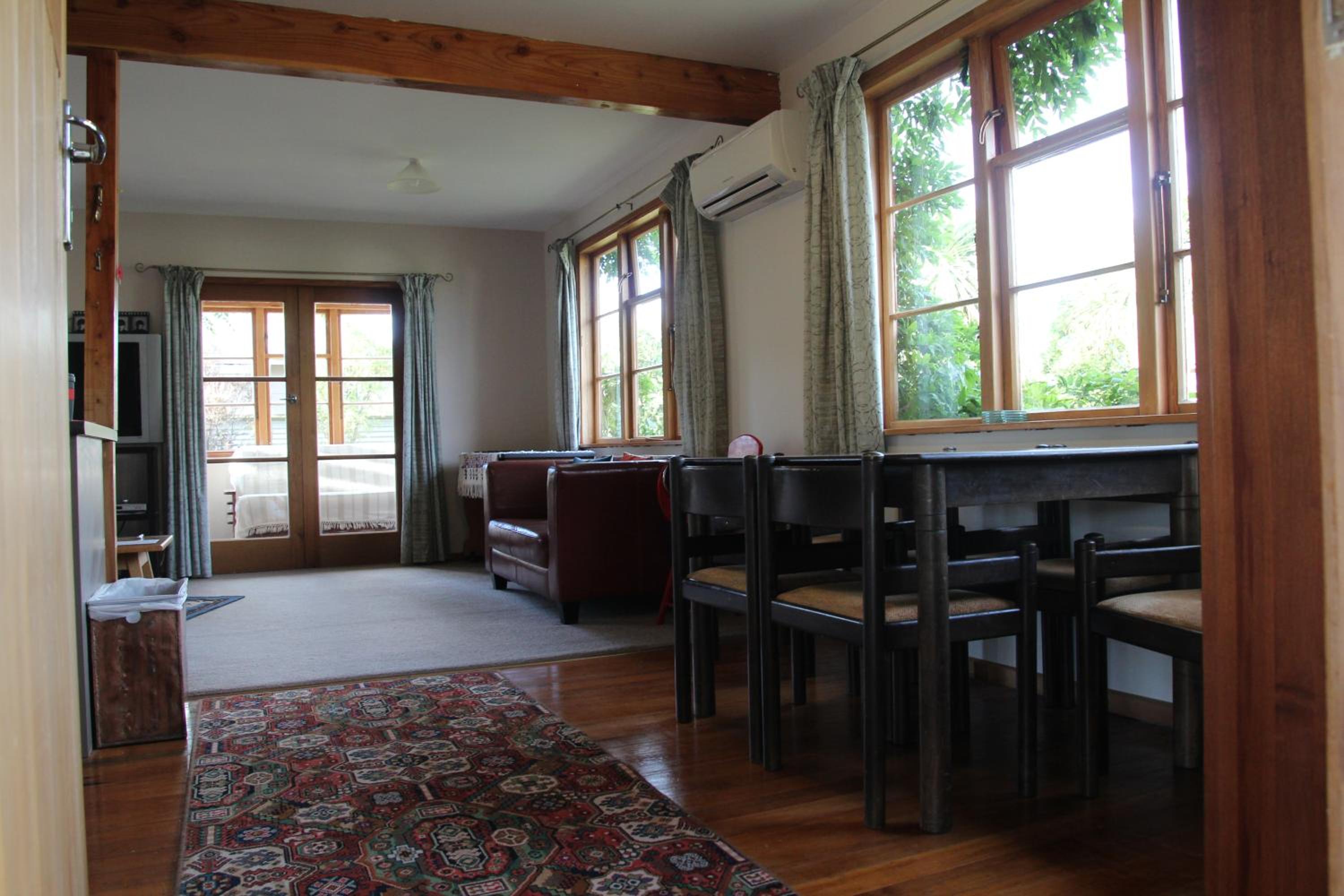 Two-Bedroom House - Photo 6