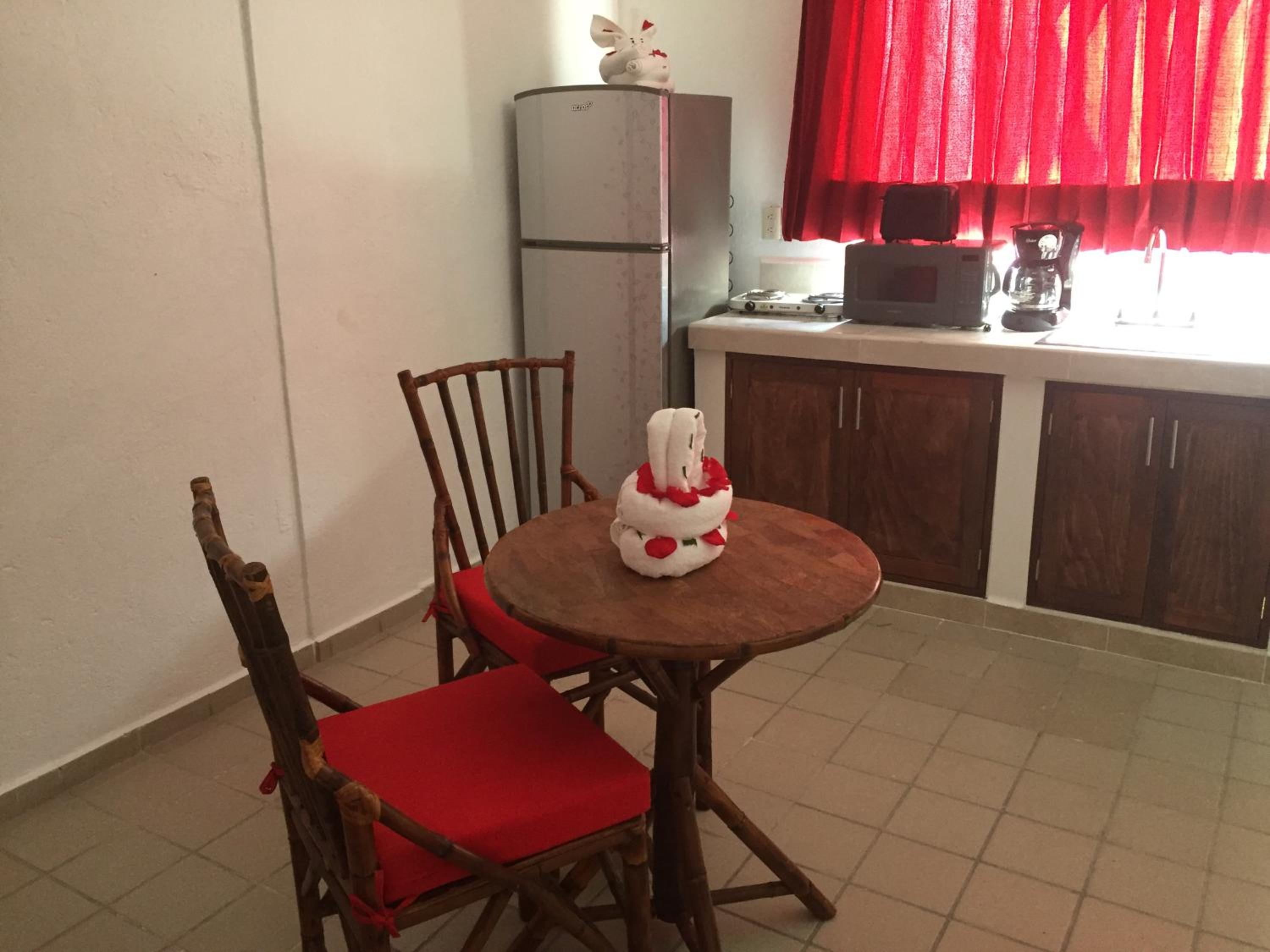 Apartment - Photo 25