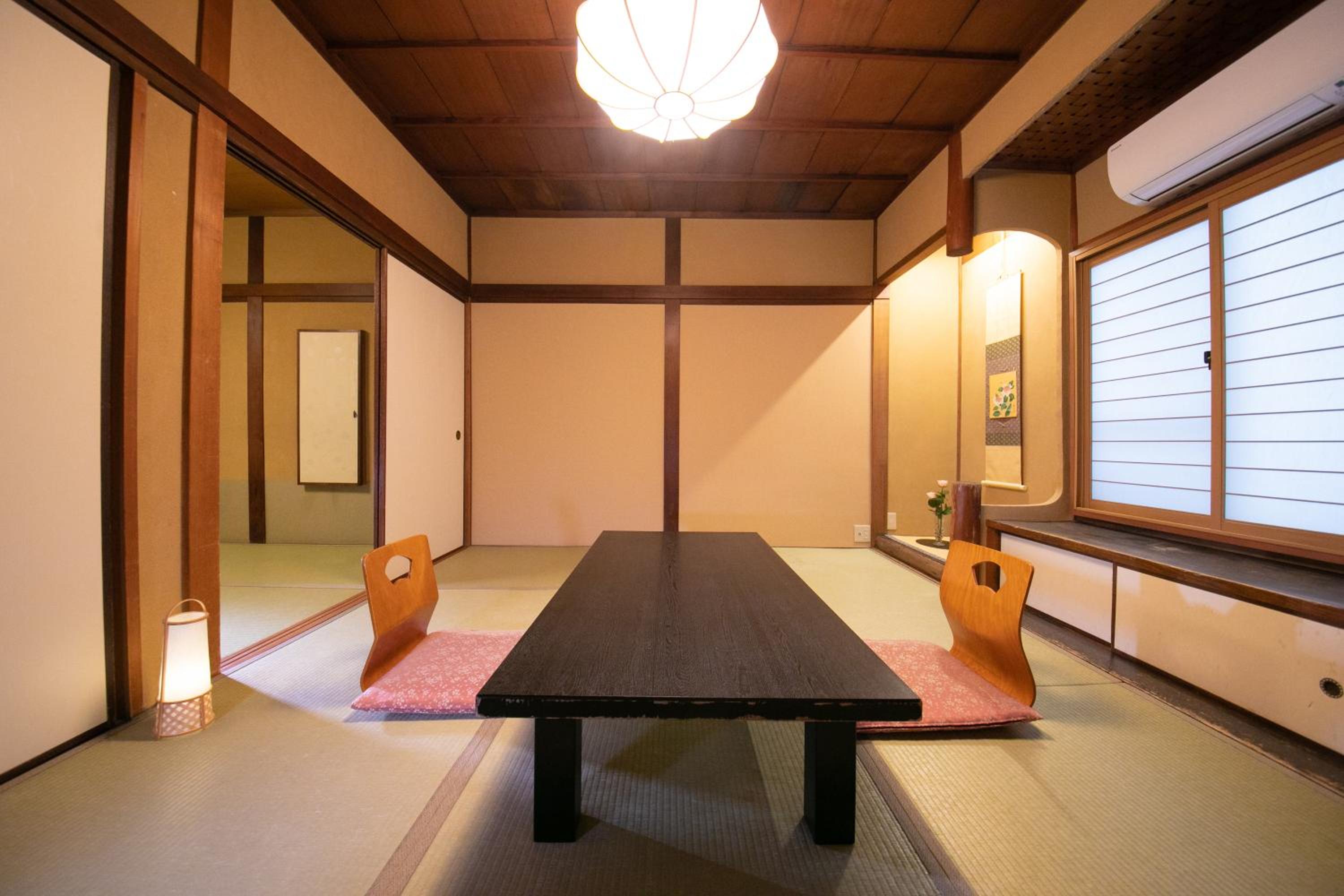 Japanese-Style Twin Room with Shared Bathroom