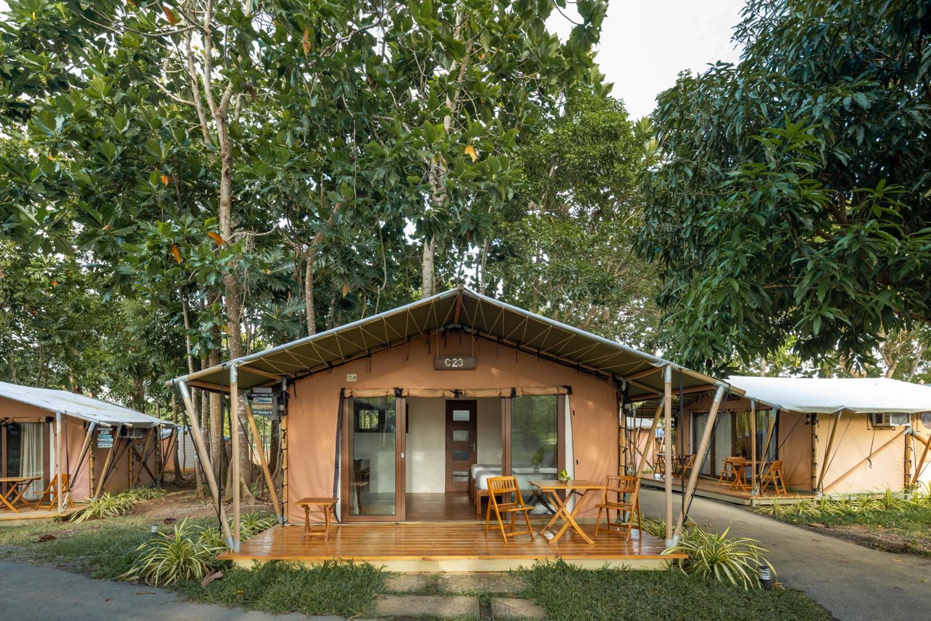 Double Cabin - Photo 2