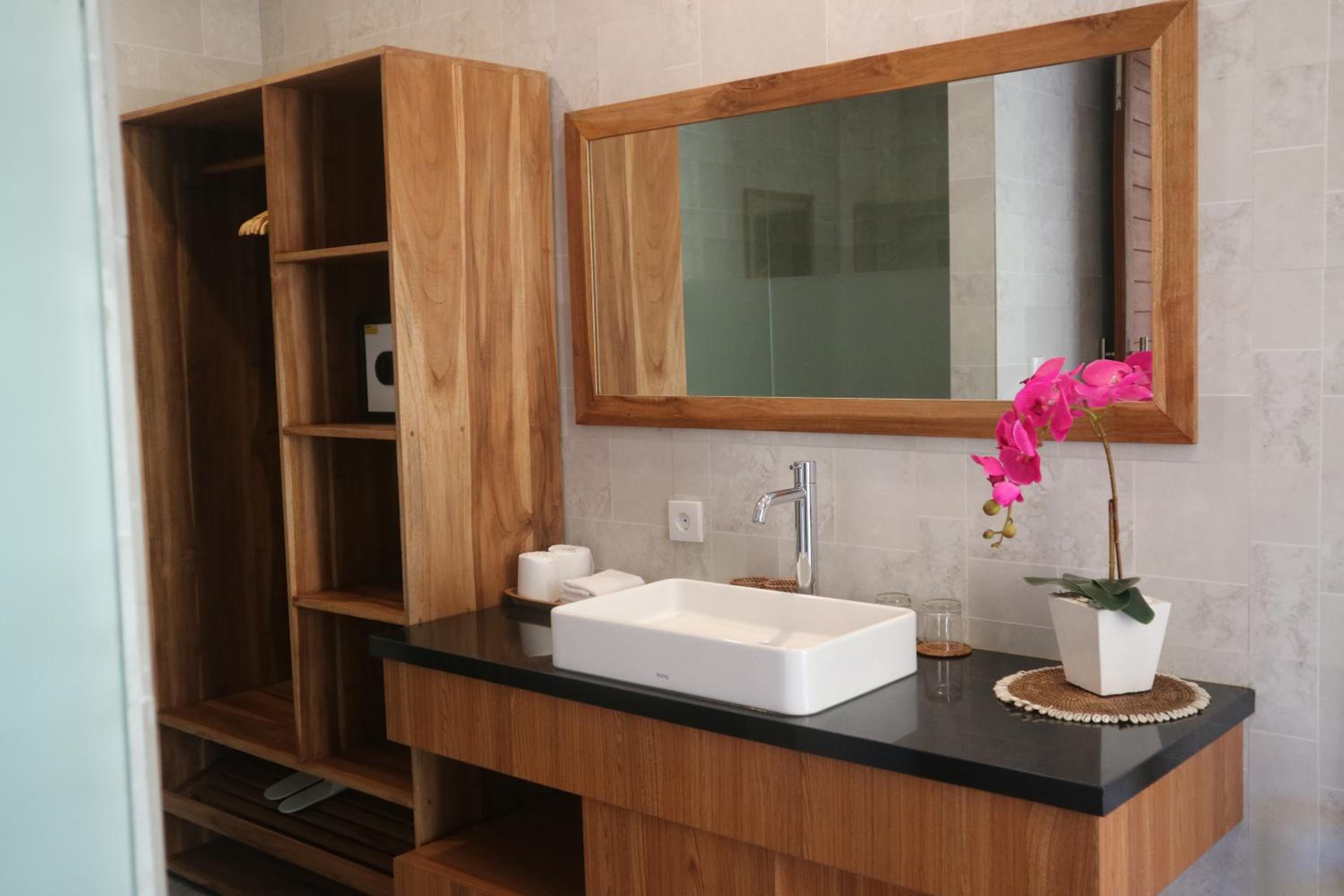 Junior Suite with Private Pool - Photo 27