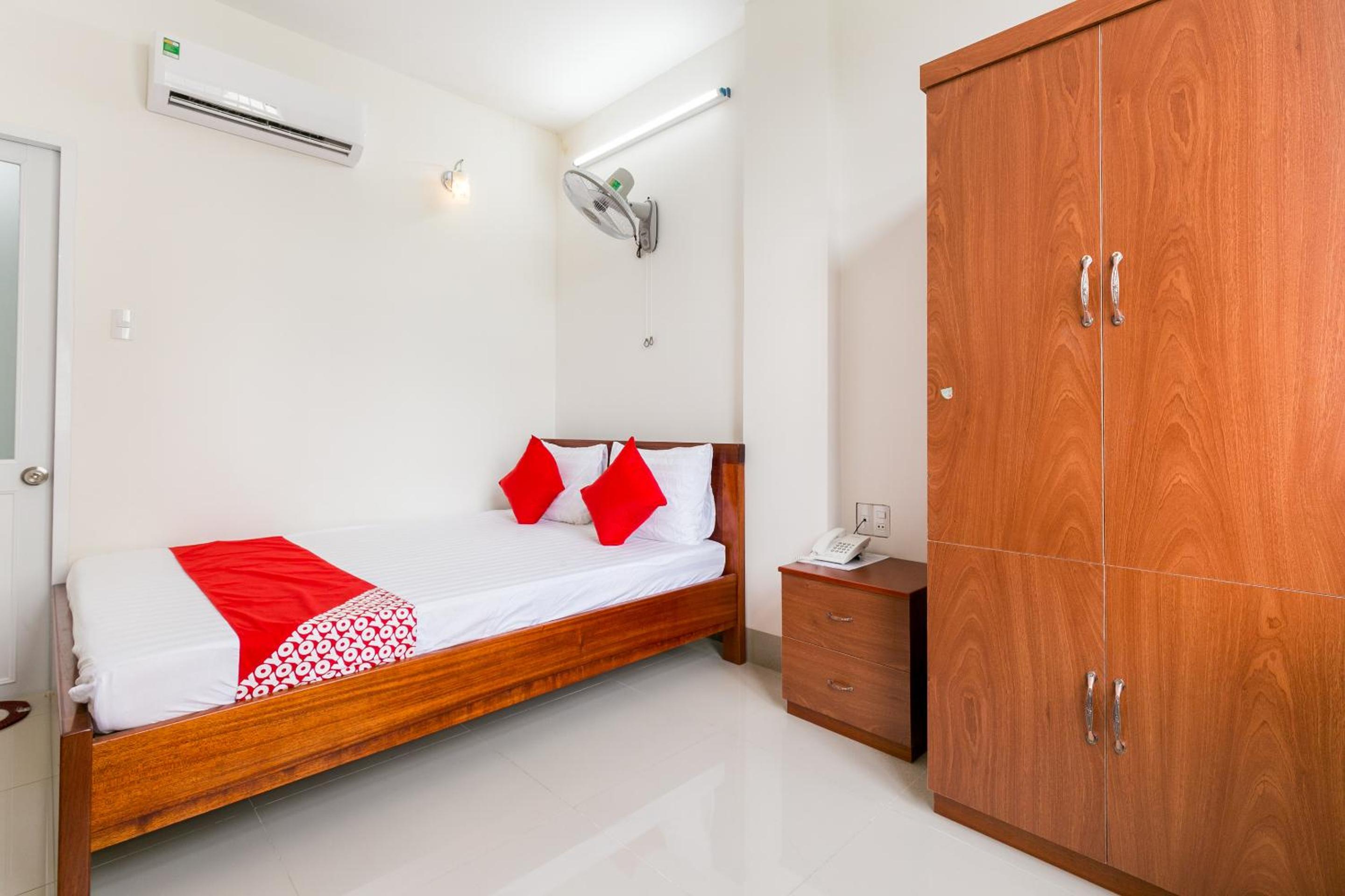 Standard Double Room - Photo 7