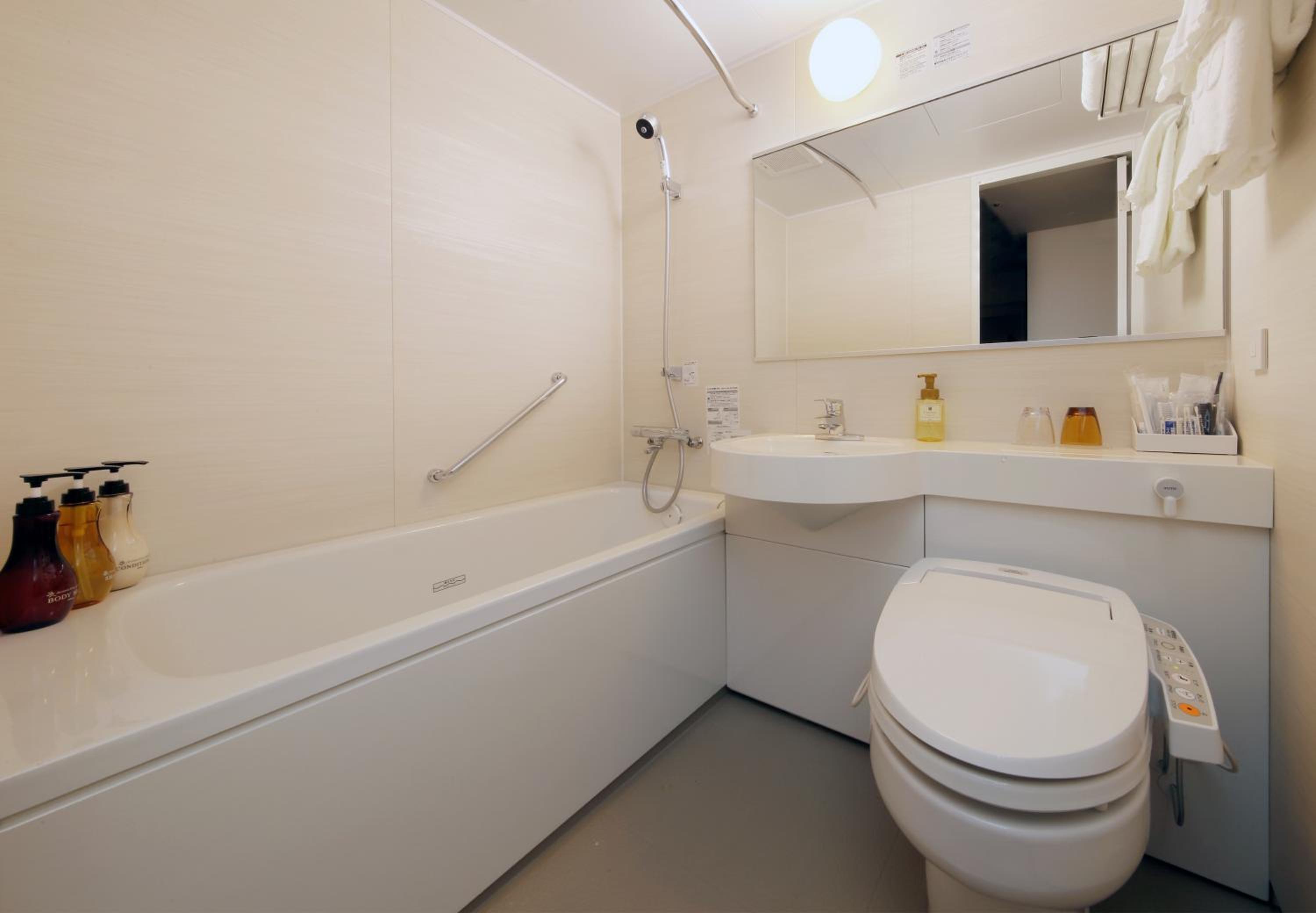 Twin Room - Non-Smoking